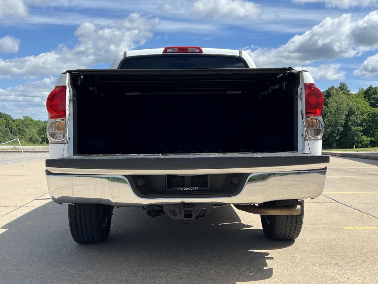 2008 WHITE /Tan Cloth Toyota Tundra SR5 CrewMax 5.7L 4WD (5TFDV54108X) with an 5.7L V8 engine, Automatic transmission, located at 2990 Old Orchard Rd., Jackson, MO, 63755, 37.354214, -89.612106 - 2008 Toyota Tundra SR5 122xxx miles 4x4 5.7L V8 Automatic Navigation Power Driver Seat Cruise Power Windows/Locks/Mirrors We have financing available and we accept trades! Fill out a credit application on our website or come by today! If you have any questions, give us a call at (573) 204- - Photo#18