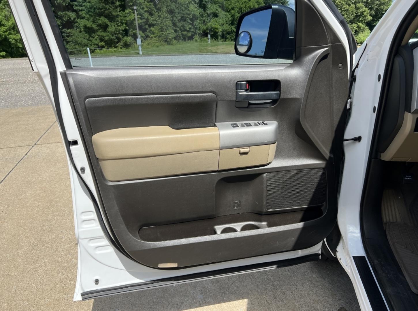 2008 WHITE /Tan Cloth Toyota Tundra SR5 CrewMax 5.7L 4WD (5TFDV54108X) with an 5.7L V8 engine, Automatic transmission, located at 2990 Old Orchard Rd., Jackson, MO, 63755, 37.354214, -89.612106 - 2008 Toyota Tundra SR5 122xxx miles 4x4 5.7L V8 Automatic Navigation Power Driver Seat Cruise Power Windows/Locks/Mirrors We have financing available and we accept trades! Fill out a credit application on our website or come by today! If you have any questions, give us a call at (573) 204- - Photo#12