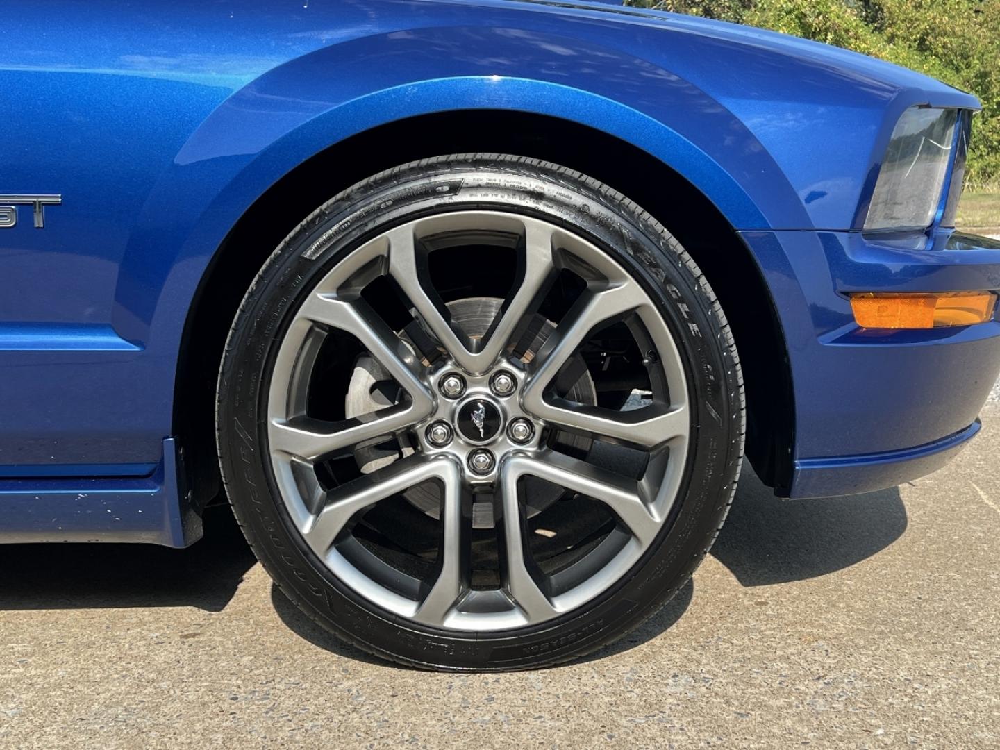 2007 BLUE /Gray Leather Ford Mustang GT Deluxe Coupe (1ZVHT82H175) with an 4.6L V8 engine, Automatic transmission, located at 2990 Old Orchard Rd., Jackson, MO, 63755, 37.354214, -89.612106 - 2007 Ford Mustang GT Deluxe Only 89xxx miles Rear Wheel Drive 4.6L V8 5-Speed Manual Leather Power Driver Seat Cruise Power Windows/Locks/Mirrors We have financing available and we accept trades! Fill out a credit application on our website or come by today! If you have any questions, give - Photo#32