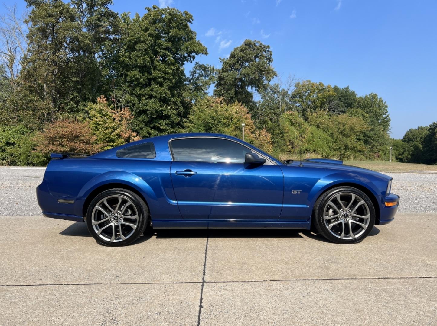 2007 BLUE /Gray Leather Ford Mustang GT Deluxe Coupe (1ZVHT82H175) with an 4.6L V8 engine, Automatic transmission, located at 2990 Old Orchard Rd., Jackson, MO, 63755, 37.354214, -89.612106 - 2007 Ford Mustang GT Deluxe Only 89xxx miles Rear Wheel Drive 4.6L V8 5-Speed Manual Leather Power Driver Seat Cruise Power Windows/Locks/Mirrors We have financing available and we accept trades! Fill out a credit application on our website or come by today! If you have any questions, give - Photo#5
