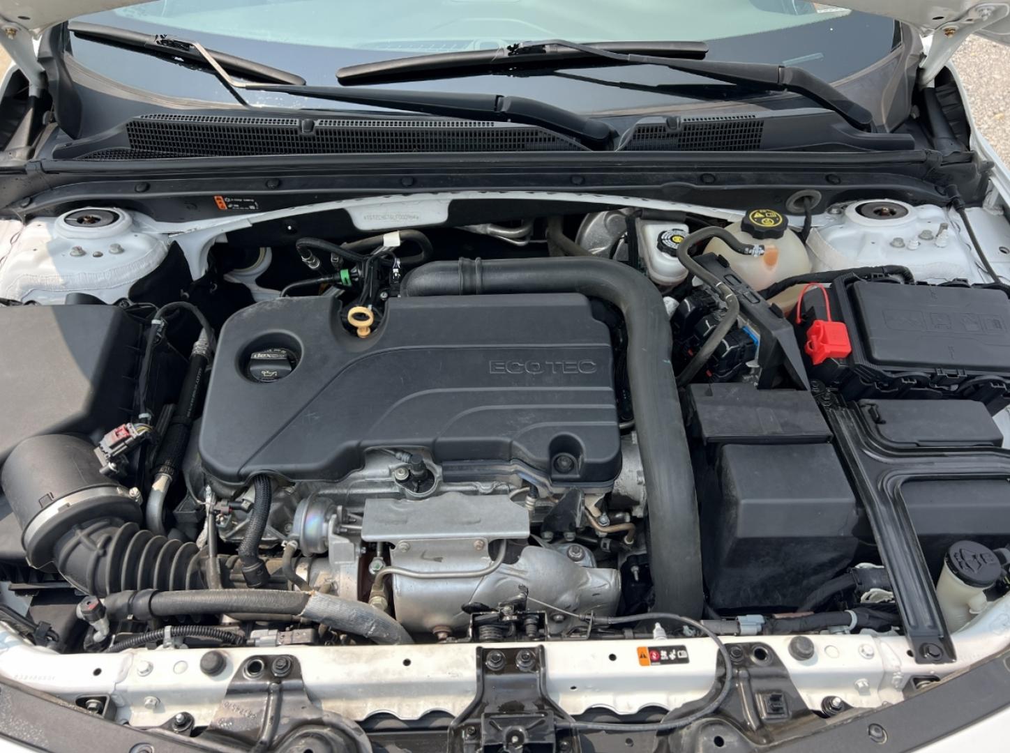 2020 WHITE /Gray Cloth Chevrolet Malibu LS (1G1ZC5ST6LF) with an 1.5L 4 Cyl. engine, Automatic transmission, located at 2990 Old Orchard Rd., Jackson, MO, 63755, 37.354214, -89.612106 - 2020 Chevrolet Malibu LS 1-Owner 113xxx miles Front Wheel Drive 1.5L 4 Cyl. Automatic Backup Camera Bluetooth Cruise Power Windows/Locks/Mirrors We have financing available and we accept trades! Fill out a credit application on our website or come by today! If you have any questions, give - Photo#33