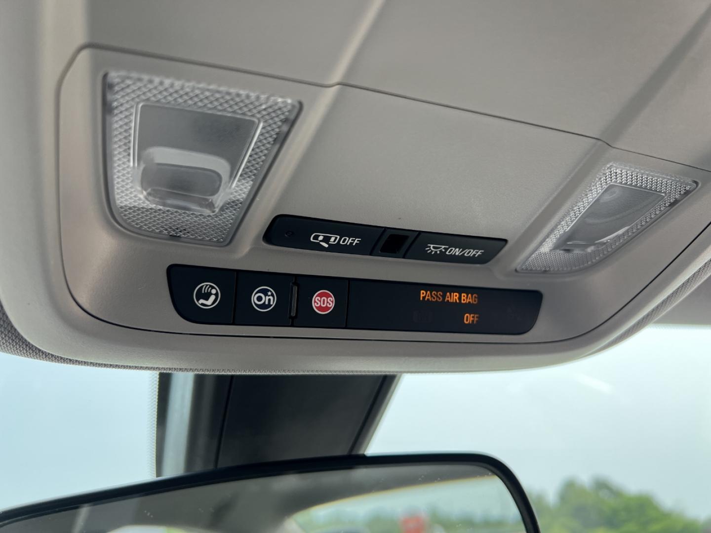 2020 WHITE /Gray Cloth Chevrolet Malibu LS (1G1ZC5ST6LF) with an 1.5L 4 Cyl. engine, Automatic transmission, located at 2990 Old Orchard Rd., Jackson, MO, 63755, 37.354214, -89.612106 - 2020 Chevrolet Malibu LS 1-Owner 113xxx miles Front Wheel Drive 1.5L 4 Cyl. Automatic Backup Camera Bluetooth Cruise Power Windows/Locks/Mirrors We have financing available and we accept trades! Fill out a credit application on our website or come by today! If you have any questions, give - Photo#30