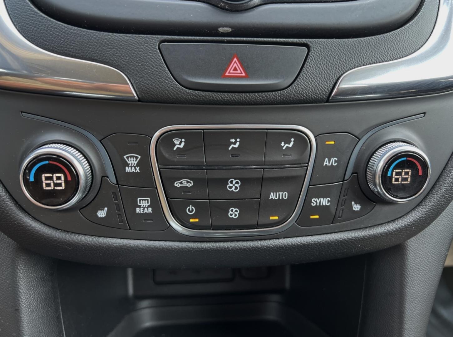 2020 BLACK /Black Cloth Chevrolet Equinox LT AWD (2GNAXTEV6L6) with an 1.5L 4 Cyl. Turbo engine, Automatic transmission, located at 2990 Old Orchard Rd., Jackson, MO, 63755, 37.354214, -89.612106 - 2020 Chevrolet Equinox LT 79xxx miles All Wheel Drive 1.5L 4 Cyl. Automatic Backup Camera Power Driver Seat Heated Seats Bluetooth Remote Start Cruise Power Windows/Locks/Mirrors We have financing available and we accept trades! Fill out a credit application on our website or come by tod - Photo#4