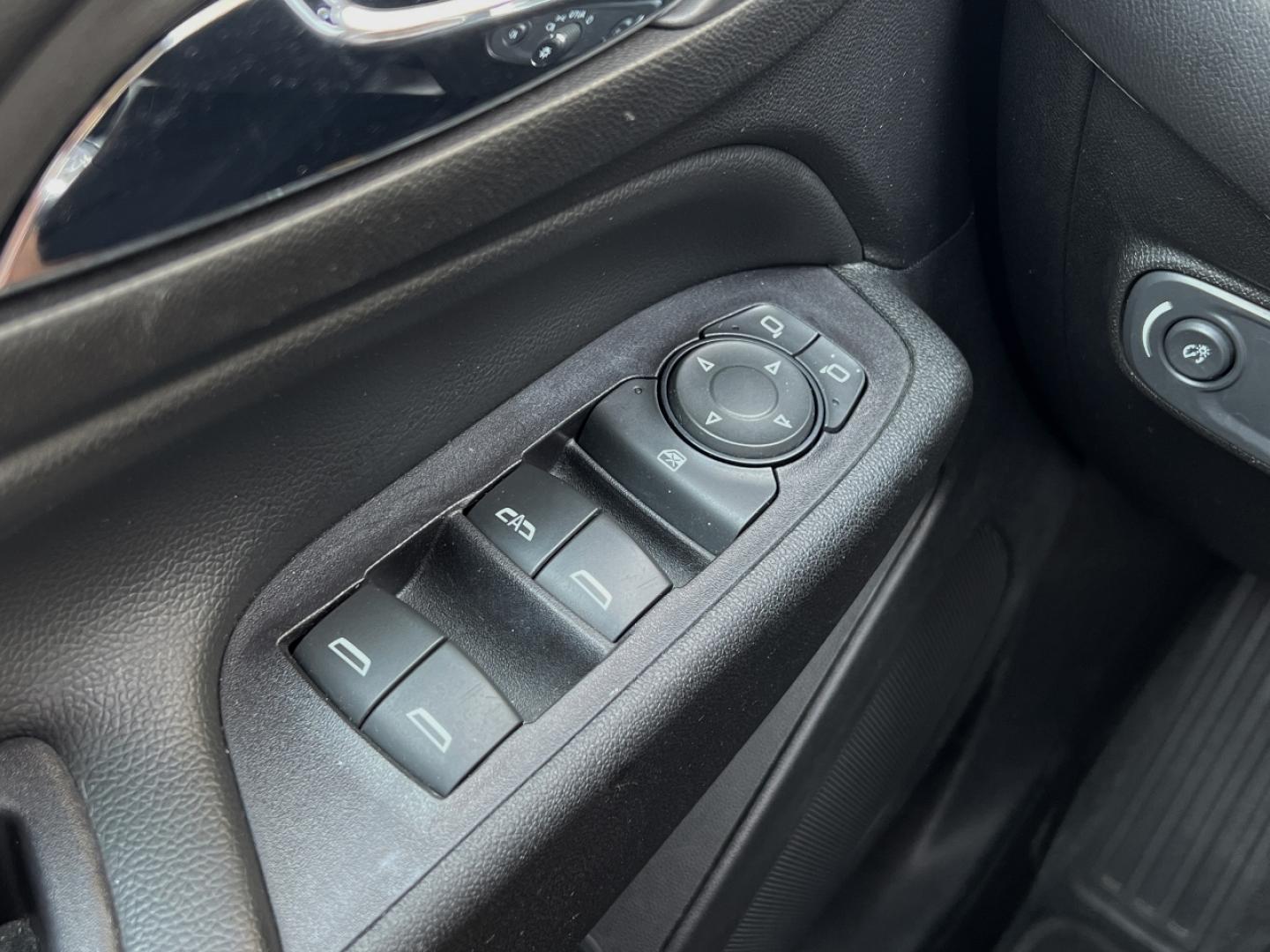 2020 BLACK /Black Cloth Chevrolet Equinox LT AWD (2GNAXTEV6L6) with an 1.5L 4 Cyl. Turbo engine, Automatic transmission, located at 2990 Old Orchard Rd., Jackson, MO, 63755, 37.354214, -89.612106 - 2020 Chevrolet Equinox LT 79xxx miles All Wheel Drive 1.5L 4 Cyl. Automatic Backup Camera Power Driver Seat Heated Seats Bluetooth Remote Start Cruise Power Windows/Locks/Mirrors We have financing available and we accept trades! Fill out a credit application on our website or come by tod - Photo#30