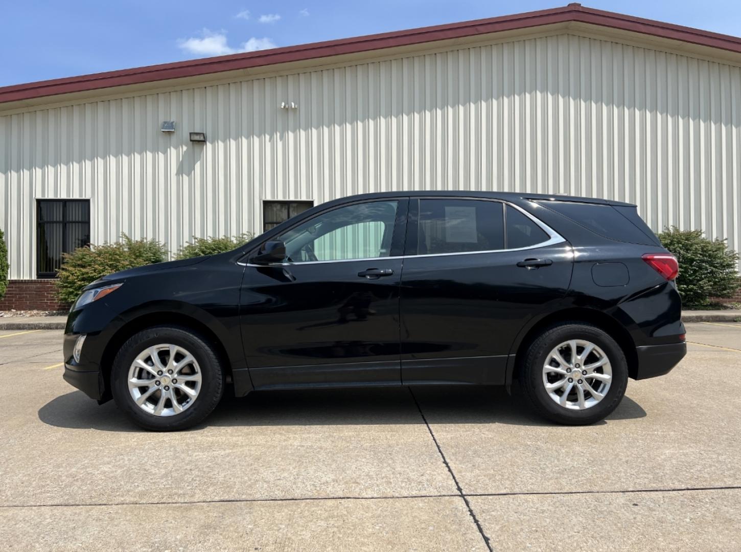 2020 BLACK /Black Cloth Chevrolet Equinox LT AWD (2GNAXTEV6L6) with an 1.5L 4 Cyl. Turbo engine, Automatic transmission, located at 2990 Old Orchard Rd., Jackson, MO, 63755, 37.354214, -89.612106 - 2020 Chevrolet Equinox LT 79xxx miles All Wheel Drive 1.5L 4 Cyl. Automatic Backup Camera Power Driver Seat Heated Seats Bluetooth Remote Start Cruise Power Windows/Locks/Mirrors We have financing available and we accept trades! Fill out a credit application on our website or come by tod - Photo#8
