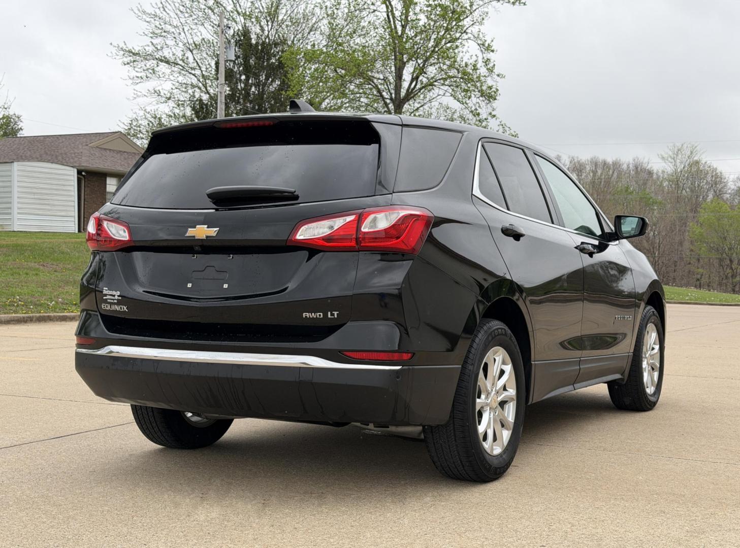 2020 BLACK /Gray Chevrolet Equinox LT AWD (2GNAXTEV6L6) with an 1.5L 4 Cyl. Turbo engine, Automatic transmission, located at 2990 Old Orchard Rd., Jackson, MO, 63755, 37.354214, -89.612106 - 2020 Chevrolet Equinox LT 80xxx miles All Wheel Drive 1.5L 4 Cyl. Automatic Backup Camera Power Driver Seat Heated Seats Bluetooth Remote Start Cruise Power Windows/Locks/Mirrors We have financing available and we accept trades! Fill out a credit application on our website or come by tod - Photo#11