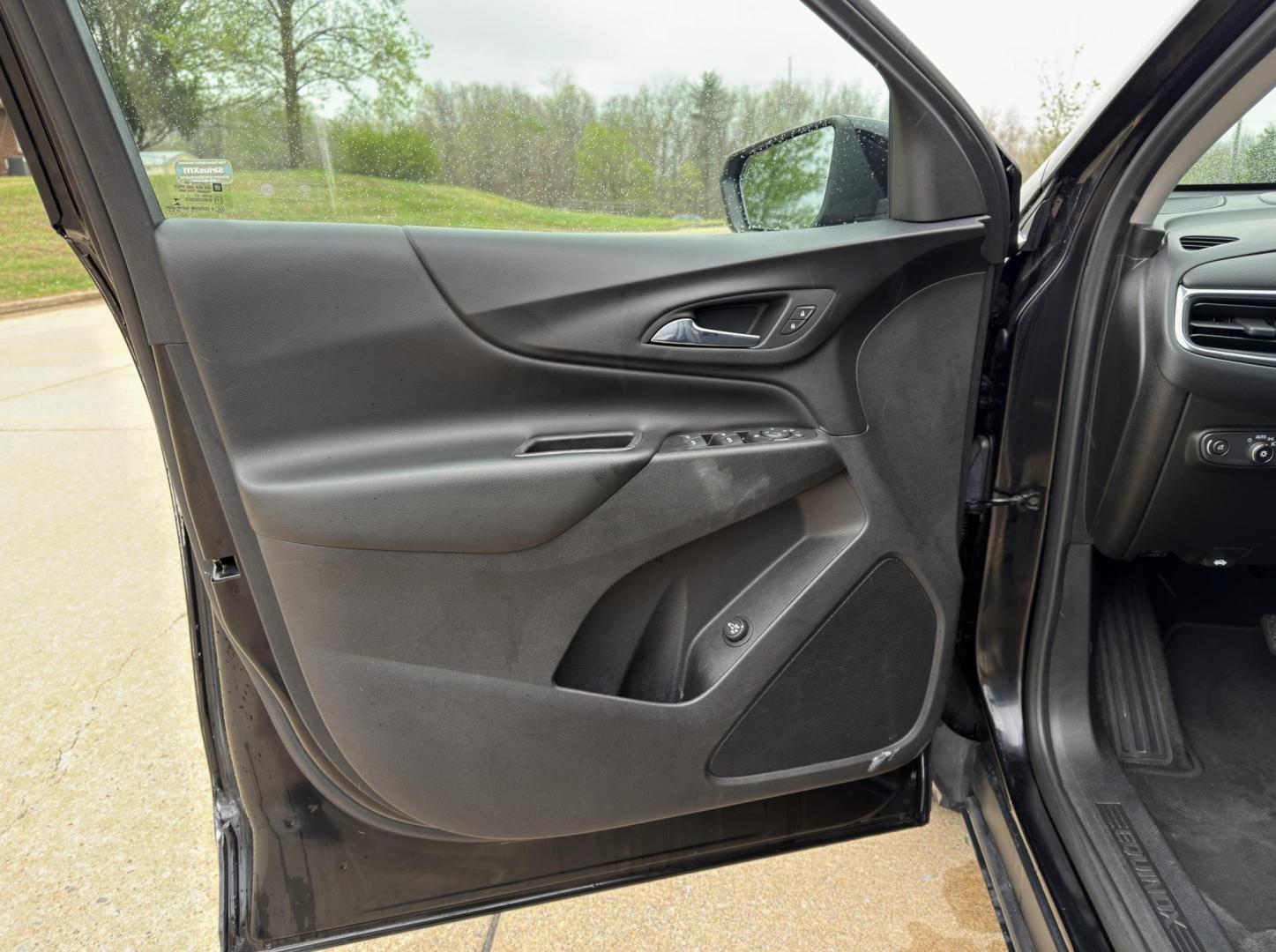 2020 BLACK /Gray Chevrolet Equinox LT AWD (2GNAXTEV6L6) with an 1.5L 4 Cyl. Turbo engine, Automatic transmission, located at 2990 Old Orchard Rd., Jackson, MO, 63755, 37.354214, -89.612106 - 2020 Chevrolet Equinox LT 80xxx miles All Wheel Drive 1.5L 4 Cyl. Automatic Backup Camera Power Driver Seat Heated Seats Bluetooth Remote Start Cruise Power Windows/Locks/Mirrors We have financing available and we accept trades! Fill out a credit application on our website or come by tod - Photo#15