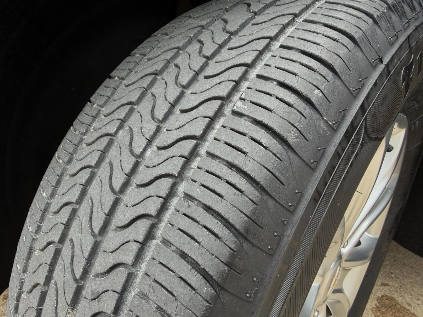 2020 BLACK /Gray Chevrolet Equinox LT AWD (2GNAXTEV6L6) with an 1.5L 4 Cyl. Turbo engine, Automatic transmission, located at 2990 Old Orchard Rd., Jackson, MO, 63755, 37.354214, -89.612106 - 2020 Chevrolet Equinox LT 80xxx miles All Wheel Drive 1.5L 4 Cyl. Automatic Backup Camera Power Driver Seat Heated Seats Bluetooth Remote Start Cruise Power Windows/Locks/Mirrors We have financing available and we accept trades! Fill out a credit application on our website or come by tod - Photo#41