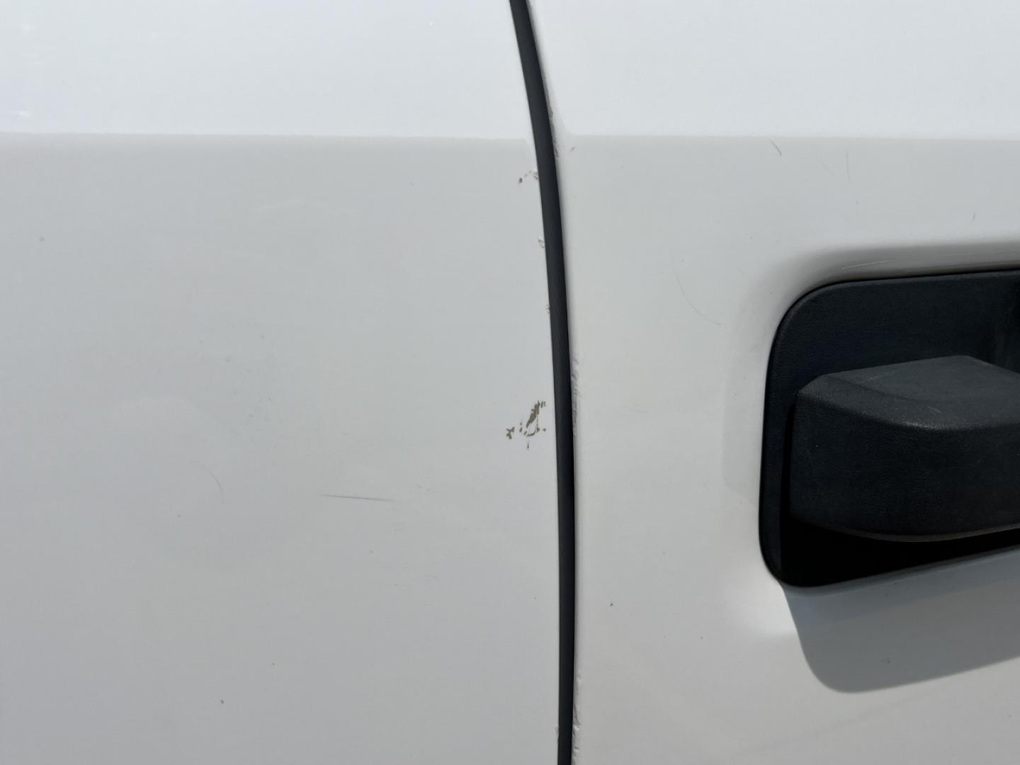 2018 WHITE /Gray Vinyl Ford F-150 XL (1FTFX1E50JK) with an 5.0L V8 engine, Automatic transmission, located at 2990 Old Orchard Rd., Jackson, MO, 63755, 37.354214, -89.612106 - 2018 Ford F-150 XL 160xxx miles 4x4 5.0L V8 Automatic Backup Camera Bluetooth Cruise Power Windows/Locks/Mirrors We have financing available and we accept trades! Fill out a credit application on our website or come by today! If you have any questions, give us a call at (573) 204-7777 or v - Photo#39