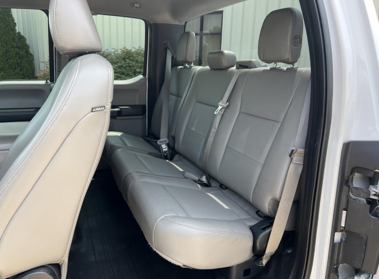 2018 WHITE /Gray Vinyl Ford F-150 XL (1FTFX1E50JK) with an 5.0L V8 engine, Automatic transmission, located at 2990 Old Orchard Rd., Jackson, MO, 63755, 37.354214, -89.612106 - 2018 Ford F-150 XL 160xxx miles 4x4 5.0L V8 Automatic Backup Camera Bluetooth Cruise Power Windows/Locks/Mirrors We have financing available and we accept trades! Fill out a credit application on our website or come by today! If you have any questions, give us a call at (573) 204-7777 or v - Photo#15