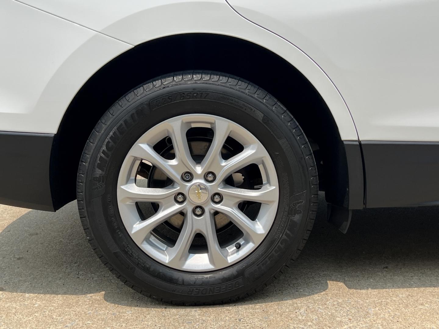 2020 WHITE /Gray Cloth Chevrolet Equinox LS 1.5 AWD (3GNAXSEV5LS) with an 1.5L 4 Cyl. Turbo engine, Automatic transmission, located at 2990 Old Orchard Rd., Jackson, MO, 63755, 37.354214, -89.612106 - 2020 Chevrolet Equinox LS 1-Owner 93xxx miles All Wheel Drive 1.5L 4 Cyl. Automatic Backup Camera Power Driver Seat Bluetooth Cruise Power Windows/Locks/Mirrors We have financing available and we accept trades! Fill out a credit application on our website or come by today! If you have an - Photo#38