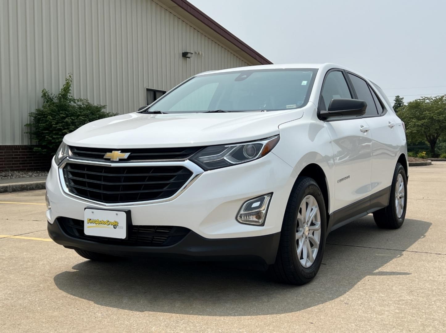 2020 WHITE /Gray Cloth Chevrolet Equinox LS 1.5 AWD (3GNAXSEV5LS) with an 1.5L 4 Cyl. Turbo engine, Automatic transmission, located at 2990 Old Orchard Rd., Jackson, MO, 63755, 37.354214, -89.612106 - 2020 Chevrolet Equinox LS 1-Owner 93xxx miles All Wheel Drive 1.5L 4 Cyl. Automatic Backup Camera Power Driver Seat Bluetooth Cruise Power Windows/Locks/Mirrors We have financing available and we accept trades! Fill out a credit application on our website or come by today! If you have an - Photo#5