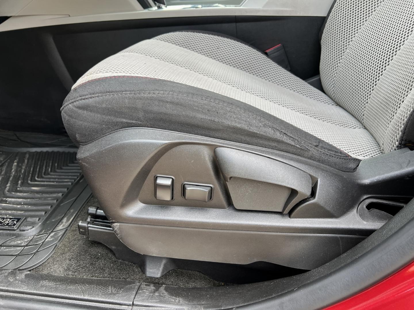 2015 RED /Tan Cloth Chevrolet Equinox 1LT 2WD (2GNALBEK6F1) with an 2.4L 4 Cyl. engine, Automatic transmission, located at 506 S. Kingshighway, Cape Girardeau, MO, 63703, (573) 235-5000, 37.294991, -89.553635 - 2015 Chevrolet Equinox LT 96xxx miles Front Wheel Drive 2.4L 4 Cyl. Automatic Backup Camera Bluetooth Cruise Power Windows/Locks/Mirrors We have financing available and we accept trades! Fill out a credit application on our website or come by today! If you have any questions, give us a cal - Photo#27