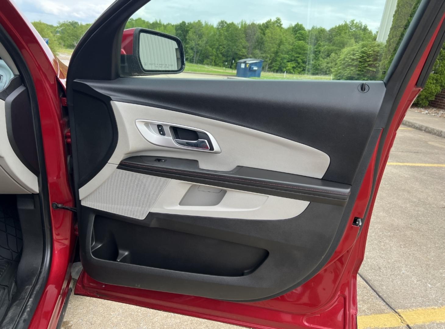 2015 RED /Tan Cloth Chevrolet Equinox 1LT 2WD (2GNALBEK6F1) with an 2.4L 4 Cyl. engine, Automatic transmission, located at 506 S. Kingshighway, Cape Girardeau, MO, 63703, (573) 235-5000, 37.294991, -89.553635 - 2015 Chevrolet Equinox LT 96xxx miles Front Wheel Drive 2.4L 4 Cyl. Automatic Backup Camera Bluetooth Cruise Power Windows/Locks/Mirrors We have financing available and we accept trades! Fill out a credit application on our website or come by today! If you have any questions, give us a cal - Photo#12