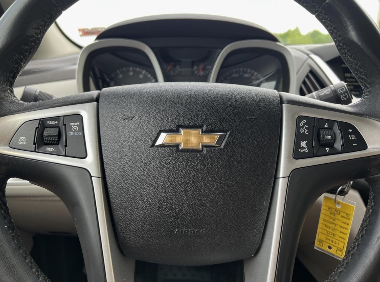 2015 RED /Tan Cloth Chevrolet Equinox 1LT 2WD (2GNALBEK6F1) with an 2.4L 4 Cyl. engine, Automatic transmission, located at 506 S. Kingshighway, Cape Girardeau, MO, 63703, (573) 235-5000, 37.294991, -89.553635 - 2015 Chevrolet Equinox LT 96xxx miles Front Wheel Drive 2.4L 4 Cyl. Automatic Backup Camera Bluetooth Cruise Power Windows/Locks/Mirrors We have financing available and we accept trades! Fill out a credit application on our website or come by today! If you have any questions, give us a cal - Photo#19