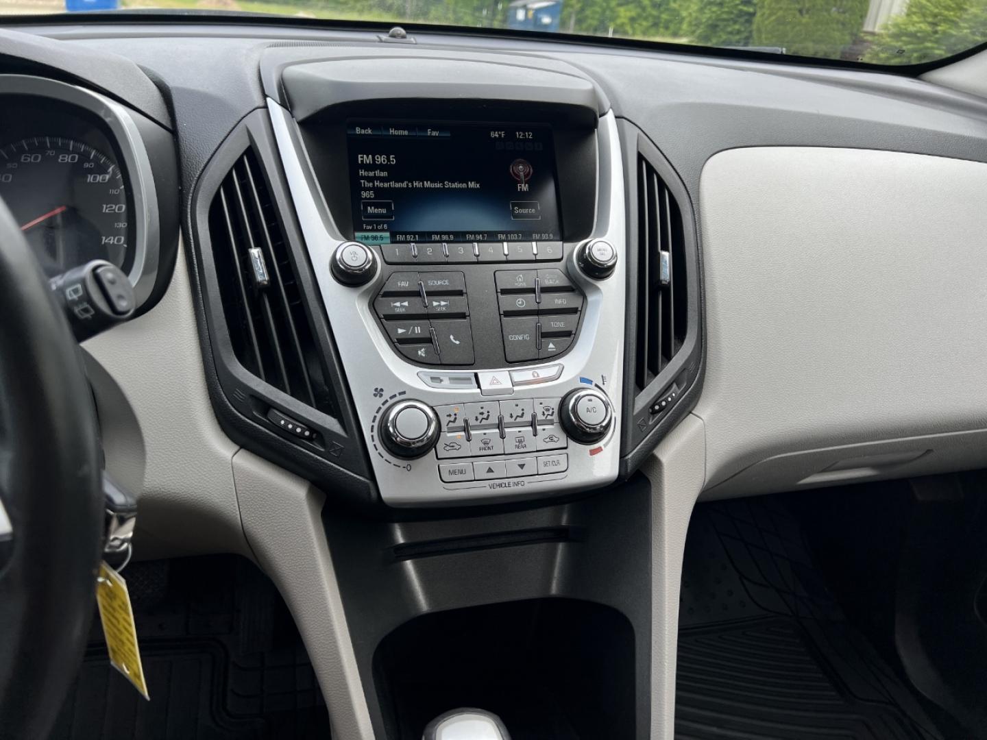 2015 RED /Tan Cloth Chevrolet Equinox 1LT 2WD (2GNALBEK6F1) with an 2.4L 4 Cyl. engine, Automatic transmission, located at 506 S. Kingshighway, Cape Girardeau, MO, 63703, (573) 235-5000, 37.294991, -89.553635 - 2015 Chevrolet Equinox LT 96xxx miles Front Wheel Drive 2.4L 4 Cyl. Automatic Backup Camera Bluetooth Cruise Power Windows/Locks/Mirrors We have financing available and we accept trades! Fill out a credit application on our website or come by today! If you have any questions, give us a cal - Photo#21