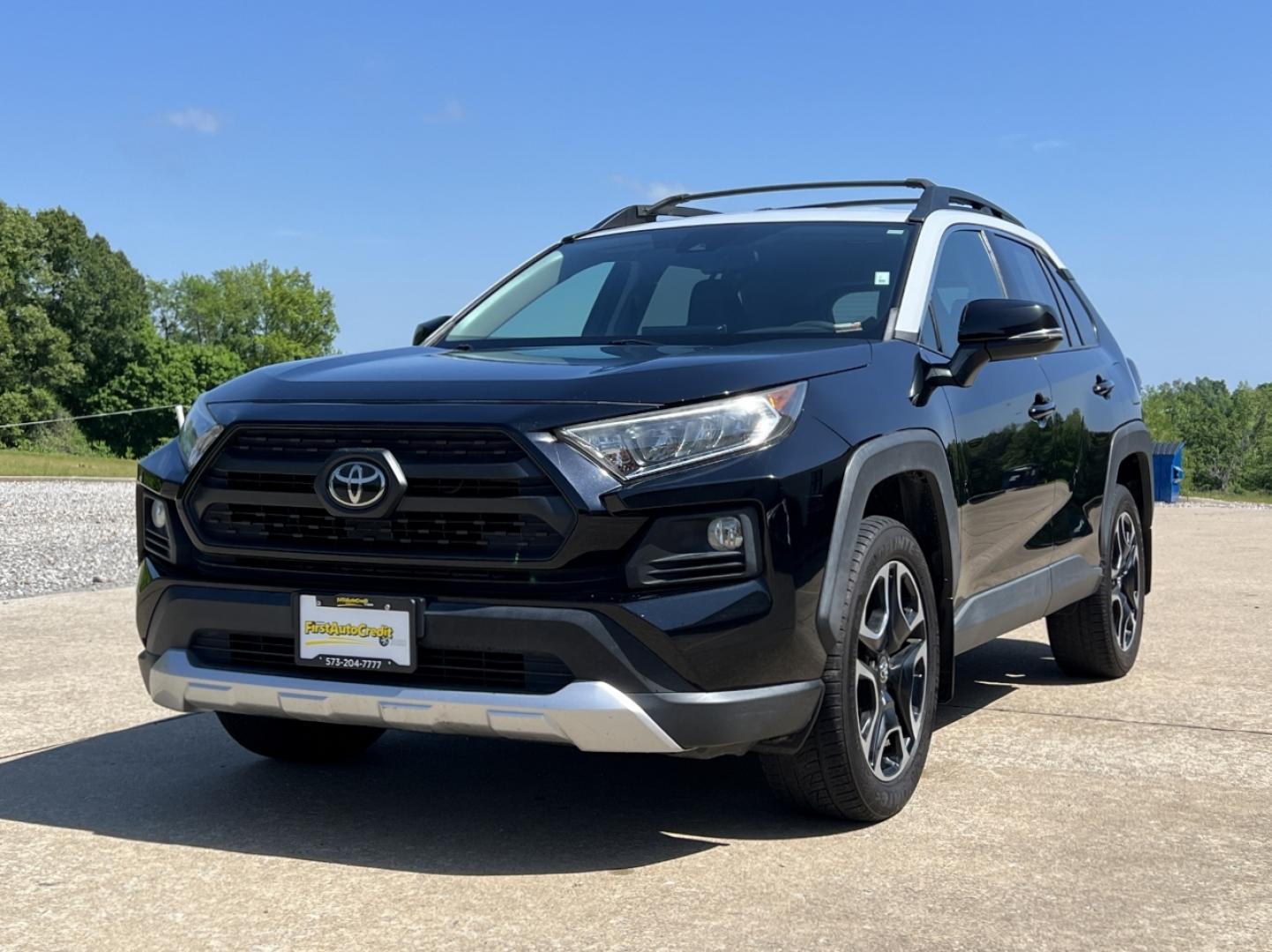 2019 BLACK /Black Leather Toyota RAV4 Adventure AWD (2T3J1RFV8KW) with an 2.5L 4 Cyl. engine, Automatic transmission, located at 506 S. Kingshighway, Cape Girardeau, MO, 63703, (573) 235-5000, 37.294991, -89.553635 - 2019 Toyota RAV4 Adventure 105xxx miles All Wheel Drive 2.5L 4 Cyl. Automatic Leather Backup Camera Power Driver Seat Bluetooth Cruise Power Windows/Locks/Mirrors We have financing available and we accept trades! Fill out a credit application on our website or come by today! If you have - Photo#4