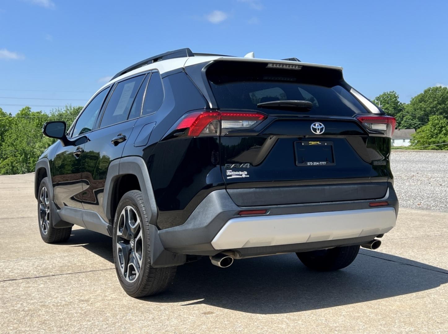 2019 BLACK /Black Leather Toyota RAV4 Adventure AWD (2T3J1RFV8KW) with an 2.5L 4 Cyl. engine, Automatic transmission, located at 506 S. Kingshighway, Cape Girardeau, MO, 63703, (573) 235-5000, 37.294991, -89.553635 - 2019 Toyota RAV4 Adventure 105xxx miles All Wheel Drive 2.5L 4 Cyl. Automatic Leather Backup Camera Power Driver Seat Bluetooth Cruise Power Windows/Locks/Mirrors We have financing available and we accept trades! Fill out a credit application on our website or come by today! If you have - Photo#8