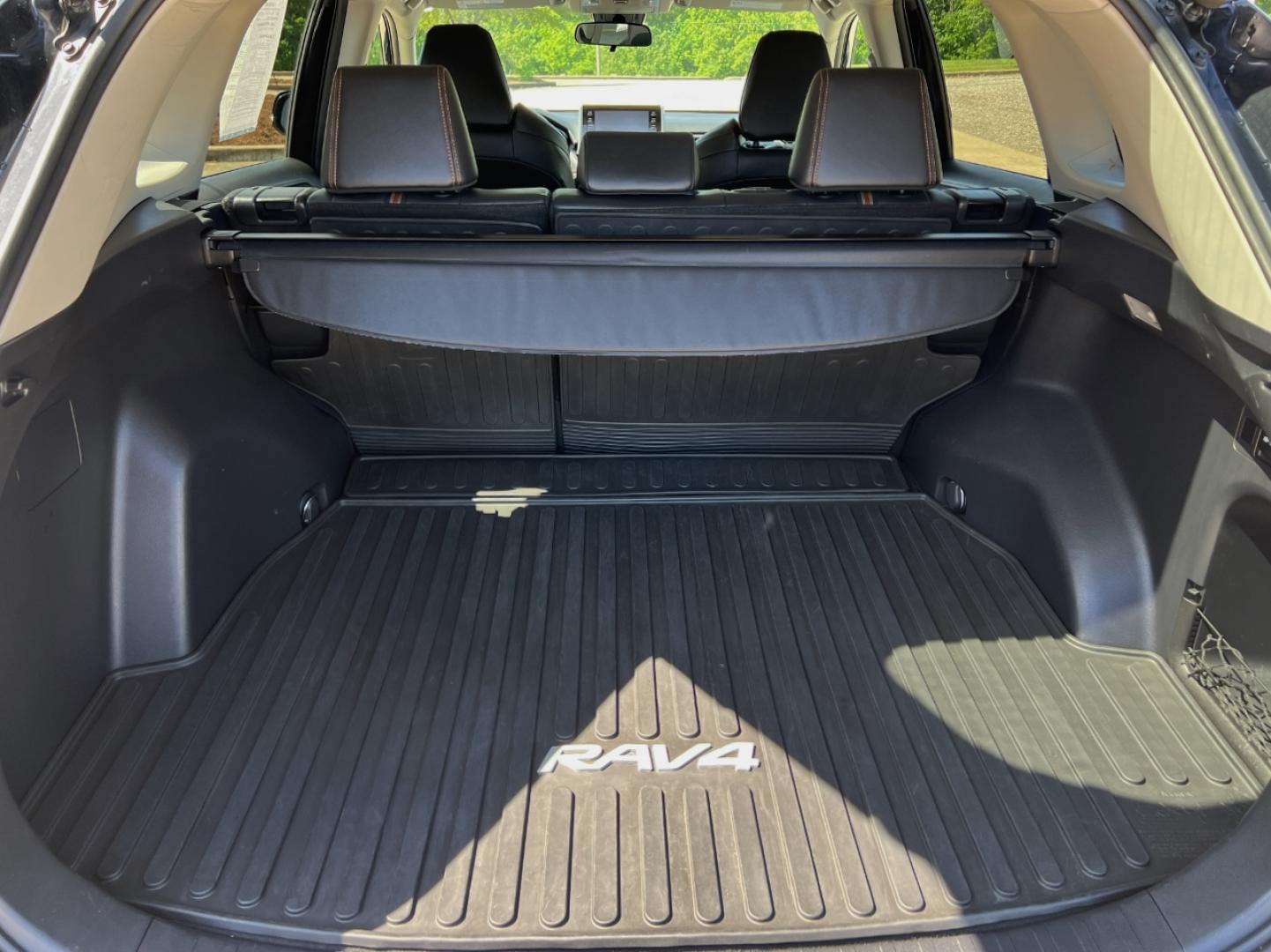 2019 BLACK /Black Leather Toyota RAV4 Adventure AWD (2T3J1RFV8KW) with an 2.5L 4 Cyl. engine, Automatic transmission, located at 506 S. Kingshighway, Cape Girardeau, MO, 63703, (573) 235-5000, 37.294991, -89.553635 - 2019 Toyota RAV4 Adventure 105xxx miles All Wheel Drive 2.5L 4 Cyl. Automatic Leather Backup Camera Power Driver Seat Bluetooth Cruise Power Windows/Locks/Mirrors We have financing available and we accept trades! Fill out a credit application on our website or come by today! If you have - Photo#18