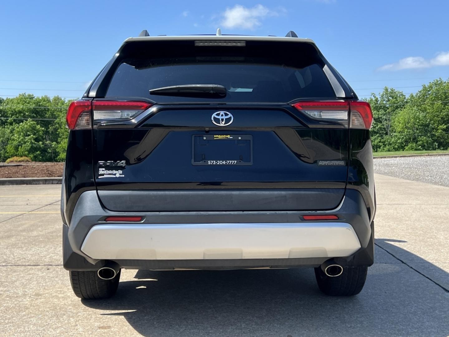 2019 BLACK /Black Leather Toyota RAV4 Adventure AWD (2T3J1RFV8KW) with an 2.5L 4 Cyl. engine, Automatic transmission, located at 506 S. Kingshighway, Cape Girardeau, MO, 63703, (573) 235-5000, 37.294991, -89.553635 - 2019 Toyota RAV4 Adventure 105xxx miles All Wheel Drive 2.5L 4 Cyl. Automatic Leather Backup Camera Power Driver Seat Bluetooth Cruise Power Windows/Locks/Mirrors We have financing available and we accept trades! Fill out a credit application on our website or come by today! If you have - Photo#9
