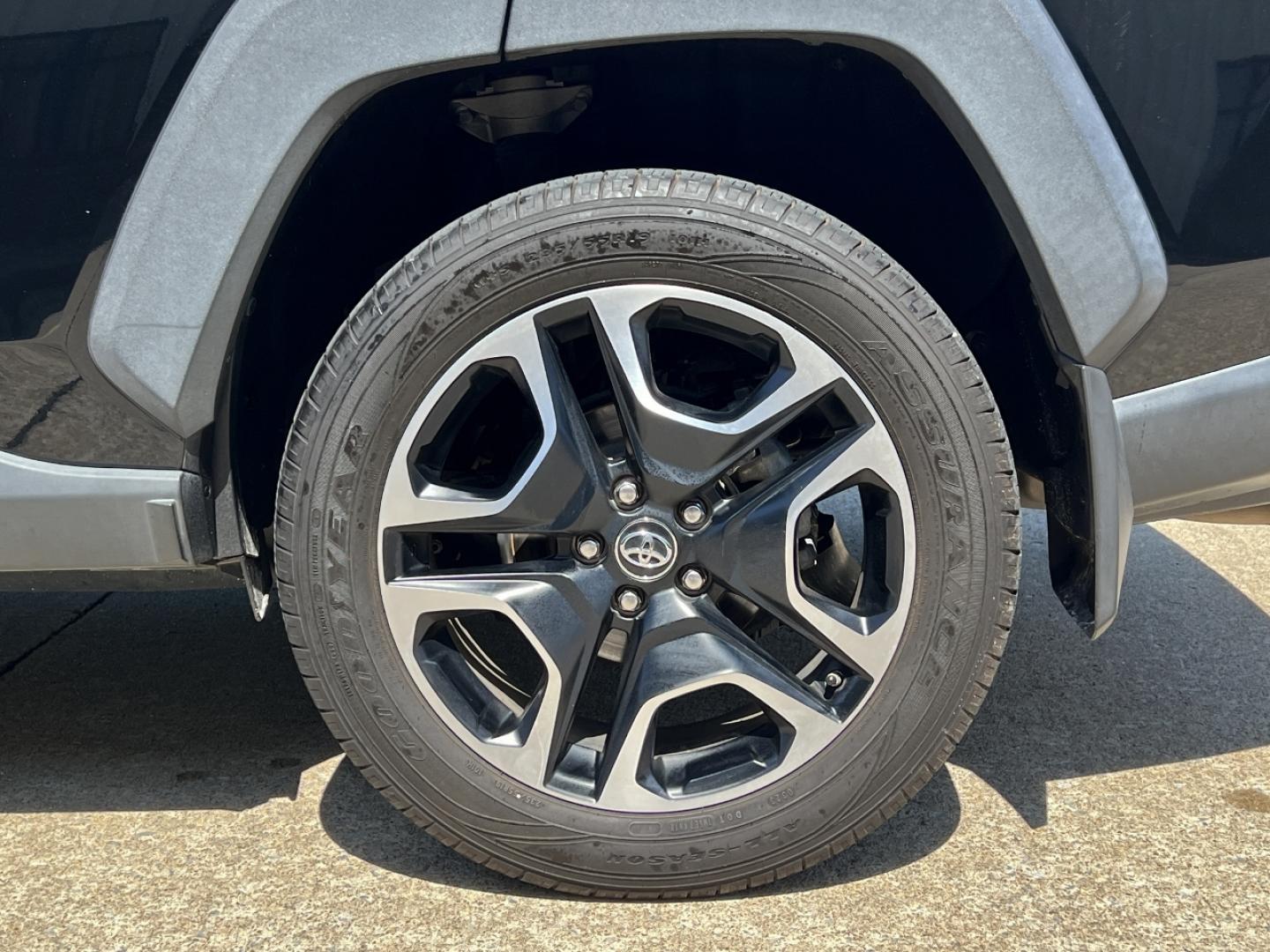 2019 BLACK /Black Leather Toyota RAV4 Adventure AWD (2T3J1RFV8KW) with an 2.5L 4 Cyl. engine, Automatic transmission, located at 506 S. Kingshighway, Cape Girardeau, MO, 63703, (573) 235-5000, 37.294991, -89.553635 - 2019 Toyota RAV4 Adventure 105xxx miles All Wheel Drive 2.5L 4 Cyl. Automatic Leather Backup Camera Power Driver Seat Bluetooth Cruise Power Windows/Locks/Mirrors We have financing available and we accept trades! Fill out a credit application on our website or come by today! If you have - Photo#33