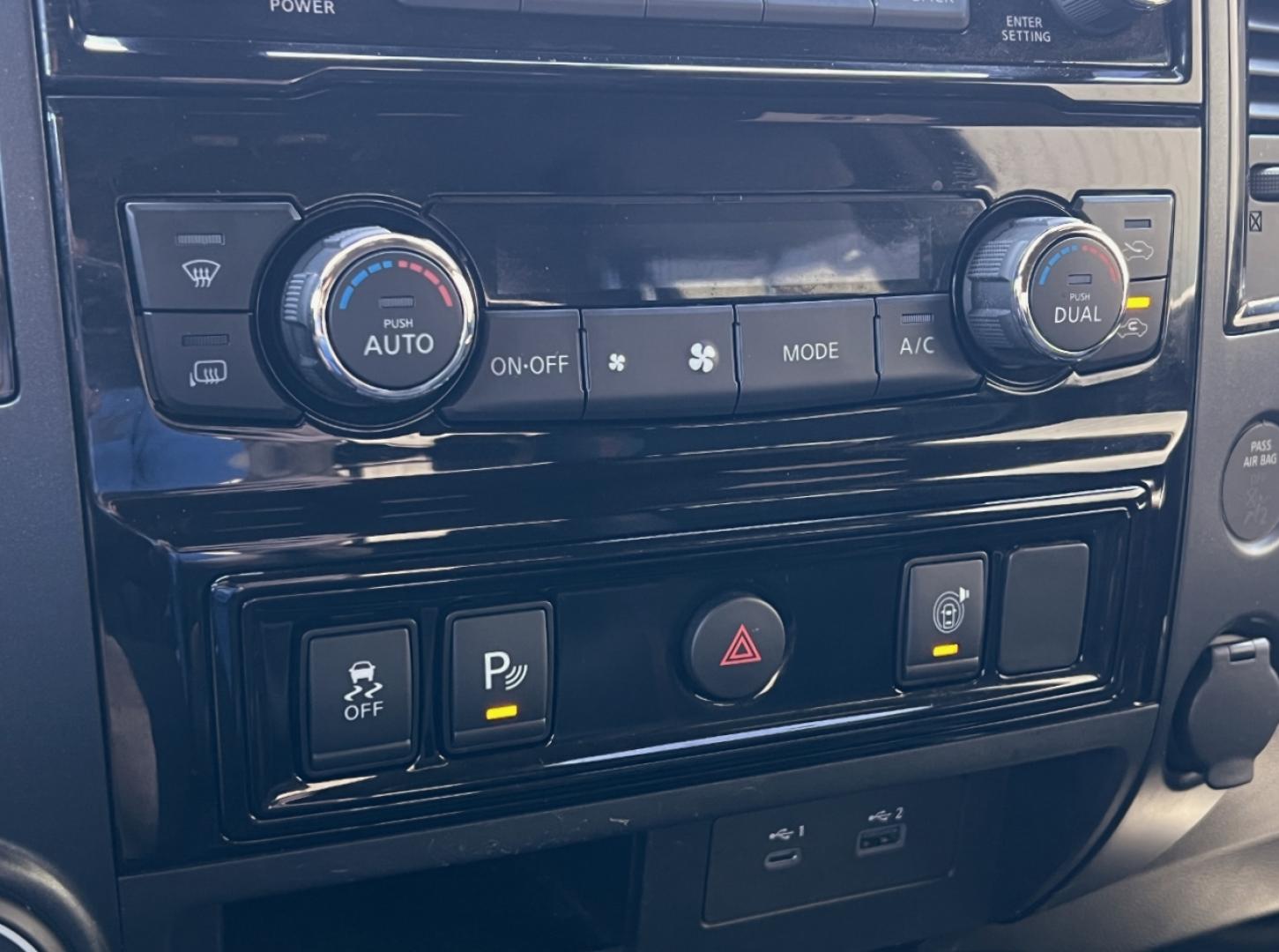 2021 RED /Black Leather/Cloth Nissan Titan PRO-4X (1N6AA1ED5MN) with an 5.6L V8 engine, Automatic transmission, located at 506 S. Kingshighway, Cape Girardeau, MO, 63703, (573) 235-5000, 37.294991, -89.553635 - 2021 Nissan Titan PRO-4X 1-Owner 136xxx miles 4x4 5.6L V8 Automatic Navigation Backup Camera Power Driver Seat Bluetooth Cruise Power Windows/Locks/Mirrors We have financing available and we accept trades! Fill out a credit application on our website or come by today! If you have any qu - Photo#25
