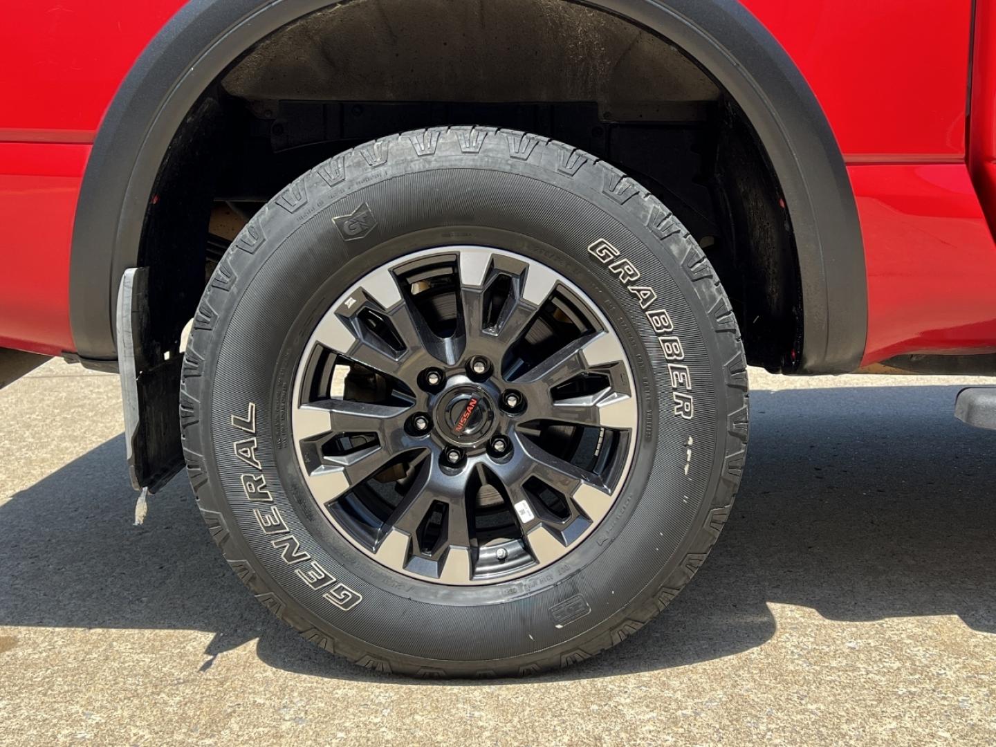 2021 RED /Black Leather/Cloth Nissan Titan PRO-4X (1N6AA1ED5MN) with an 5.6L V8 engine, Automatic transmission, located at 506 S. Kingshighway, Cape Girardeau, MO, 63703, (573) 235-5000, 37.294991, -89.553635 - 2021 Nissan Titan PRO-4X 1-Owner 136xxx miles 4x4 5.6L V8 Automatic Navigation Backup Camera Power Driver Seat Bluetooth Cruise Power Windows/Locks/Mirrors We have financing available and we accept trades! Fill out a credit application on our website or come by today! If you have any qu - Photo#38