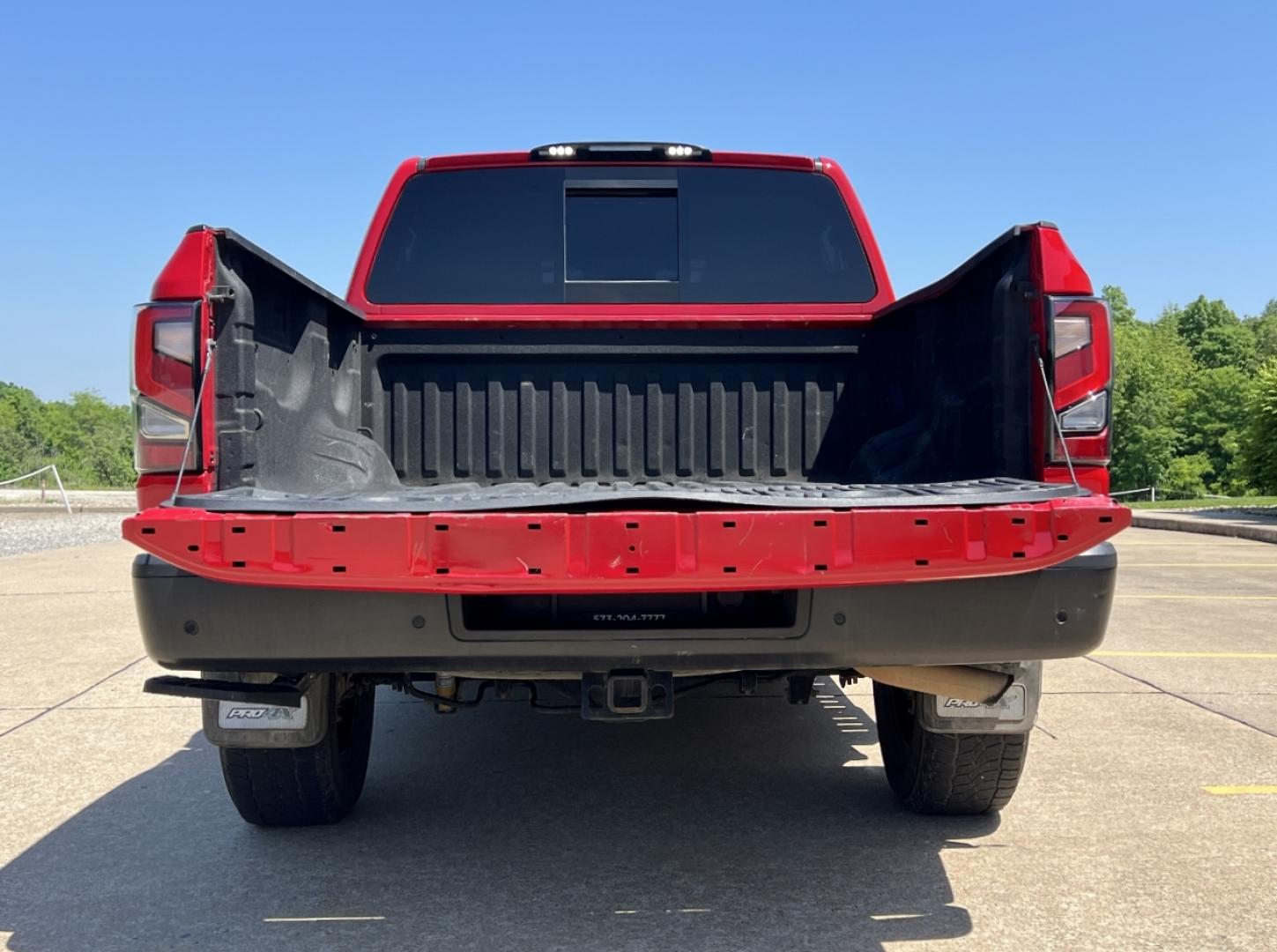 2021 RED /Black Leather/Cloth Nissan Titan PRO-4X (1N6AA1ED5MN) with an 5.6L V8 engine, Automatic transmission, located at 506 S. Kingshighway, Cape Girardeau, MO, 63703, (573) 235-5000, 37.294991, -89.553635 - 2021 Nissan Titan PRO-4X 1-Owner 136xxx miles 4x4 5.6L V8 Automatic Navigation Backup Camera Power Driver Seat Bluetooth Cruise Power Windows/Locks/Mirrors We have financing available and we accept trades! Fill out a credit application on our website or come by today! If you have any qu - Photo#19