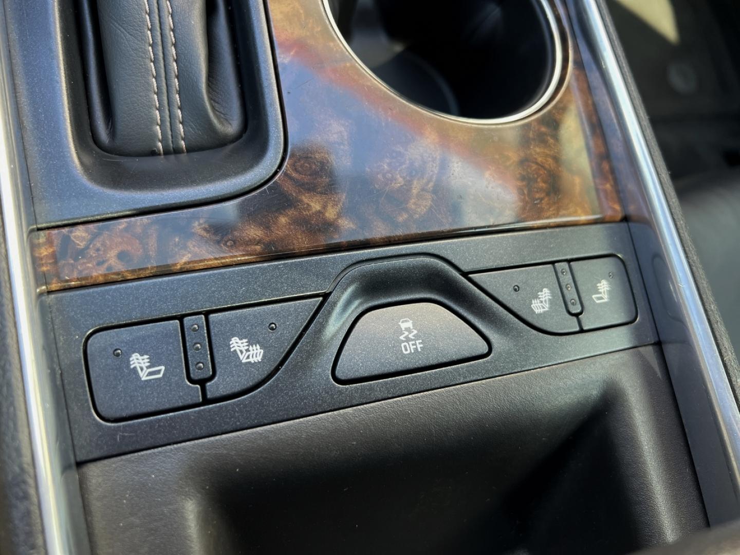 2014 BLUE /Black Leather Chevrolet Impala LTZ (2G1155S34E9) with an 3.6L V6 engine, Automatic transmission, located at 506 S. Kingshighway, Cape Girardeau, MO, 63703, (573) 235-5000, 37.294991, -89.553635 - 2014 Chevrolet Impala LTZ 105xxx miles Front Wheel Drive 3.6L V6 Automatic Leather Power/Heated Seats Backup Camera Sunroof Remote Start Cruise Power Windows/Locks/Mirrors We have financing available and we accept trades! Fill out a credit application on our website or come by today! If - Photo#3