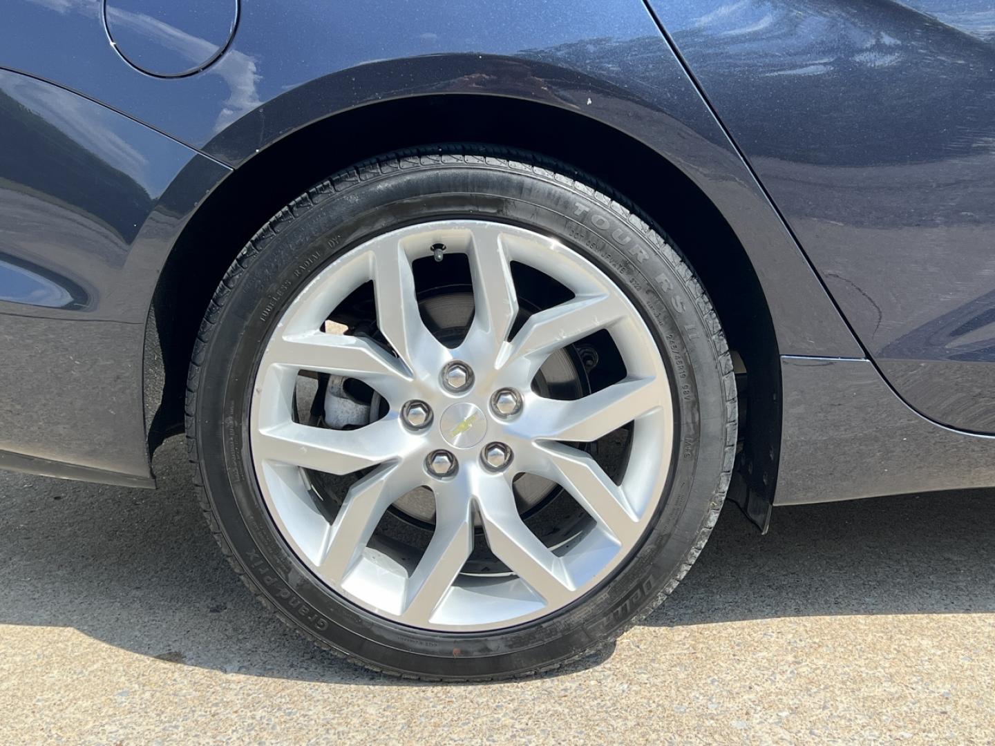 2014 BLUE /Black Leather Chevrolet Impala LTZ (2G1155S34E9) with an 3.6L V6 engine, Automatic transmission, located at 506 S. Kingshighway, Cape Girardeau, MO, 63703, (573) 235-5000, 37.294991, -89.553635 - 2014 Chevrolet Impala LTZ 105xxx miles Front Wheel Drive 3.6L V6 Automatic Leather Power/Heated Seats Backup Camera Sunroof Remote Start Cruise Power Windows/Locks/Mirrors We have financing available and we accept trades! Fill out a credit application on our website or come by today! If - Photo#40