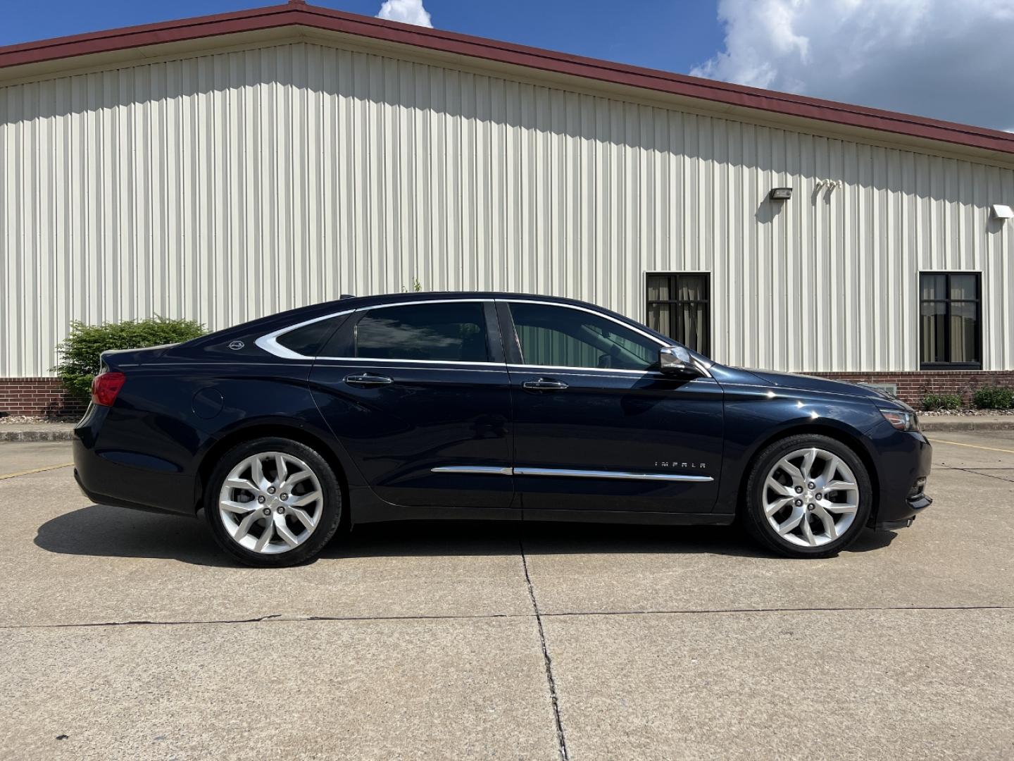2014 BLUE /Black Leather Chevrolet Impala LTZ (2G1155S34E9) with an 3.6L V6 engine, Automatic transmission, located at 506 S. Kingshighway, Cape Girardeau, MO, 63703, (573) 235-5000, 37.294991, -89.553635 - 2014 Chevrolet Impala LTZ 105xxx miles Front Wheel Drive 3.6L V6 Automatic Leather Power/Heated Seats Backup Camera Sunroof Remote Start Cruise Power Windows/Locks/Mirrors We have financing available and we accept trades! Fill out a credit application on our website or come by today! If - Photo#9