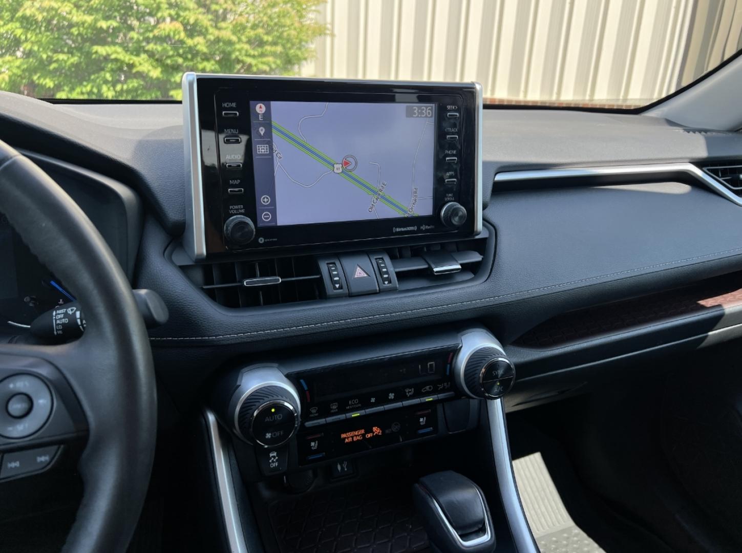 2019 WHITE /Black Leather Toyota RAV4 Hybrid Limited (2T3DWRFV7KW) with an 2.5L 4 Cyl. Hybrid engine, CVT transmission, located at 2990 Old Orchard Rd., Jackson, MO, 63755, 37.354214, -89.612106 - 2019 Toyota RAV4 Limited Hybrid Local 1-Owner 110xxx miles All Wheel Drive 2.5L 4 Cyl. Hybrid Automatic Leather Navigation Power Driver Seat Heated/Cooled Seats Heated Steering Wheel Backup Camera Sunroof Bluetooth Cruise Power Windows/Locks/Mirrors We have financing available and we - Photo#27