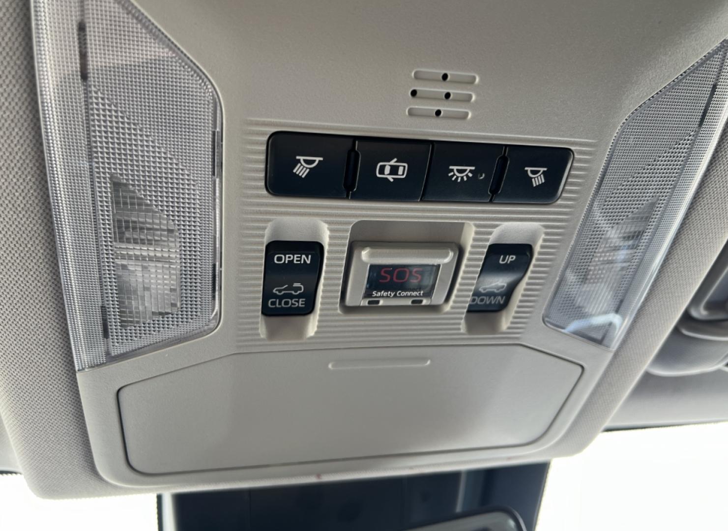 2019 WHITE /Black Leather Toyota RAV4 Hybrid Limited (2T3DWRFV7KW) with an 2.5L 4 Cyl. Hybrid engine, CVT transmission, located at 2990 Old Orchard Rd., Jackson, MO, 63755, 37.354214, -89.612106 - 2019 Toyota RAV4 Limited Hybrid Local 1-Owner 110xxx miles All Wheel Drive 2.5L 4 Cyl. Hybrid Automatic Leather Navigation Power Driver Seat Heated/Cooled Seats Heated Steering Wheel Backup Camera Sunroof Bluetooth Cruise Power Windows/Locks/Mirrors We have financing available and we - Photo#33