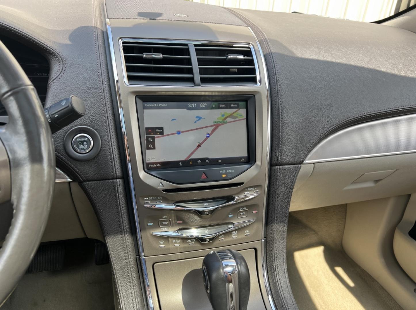 2011 WHITE /Tan Leather Lincoln MKX FWD (2LMDJ6JK8BB) with an 3.7L V6 engine, Automatic transmission, located at 506 S. Kingshighway, Cape Girardeau, MO, 63703, (573) 235-5000, 37.294991, -89.553635 - 2011 Lincoln MKX Local 1-Owner 142xxx miles Front Wheel Drive 3.7L V6 Automatic Leather Navigation Power/Heated/Cooled Seats Heated Steering Wheel Backup Camera Sunroof Bluetooth Remote Start Cruise Power Windows/Locks/Mirrors We have financing available and we accept trades! Fill ou - Photo#29