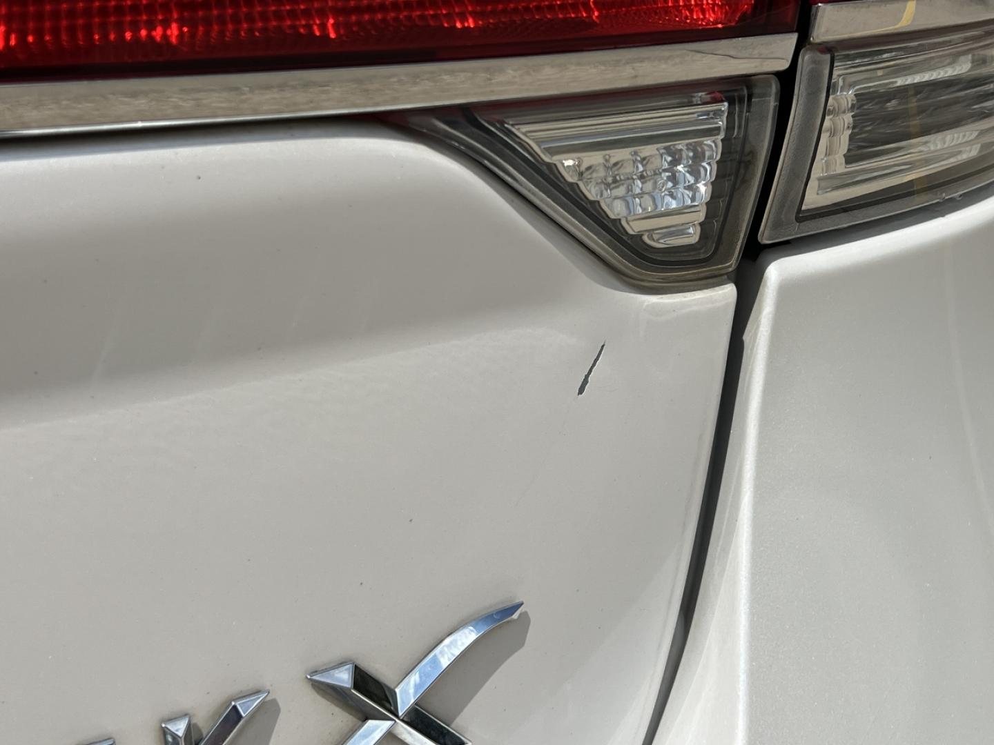 2011 WHITE /Tan Leather Lincoln MKX FWD (2LMDJ6JK8BB) with an 3.7L V6 engine, Automatic transmission, located at 506 S. Kingshighway, Cape Girardeau, MO, 63703, (573) 235-5000, 37.294991, -89.553635 - 2011 Lincoln MKX Local 1-Owner 142xxx miles Front Wheel Drive 3.7L V6 Automatic Leather Navigation Power/Heated/Cooled Seats Heated Steering Wheel Backup Camera Sunroof Bluetooth Remote Start Cruise Power Windows/Locks/Mirrors We have financing available and we accept trades! Fill ou - Photo#46