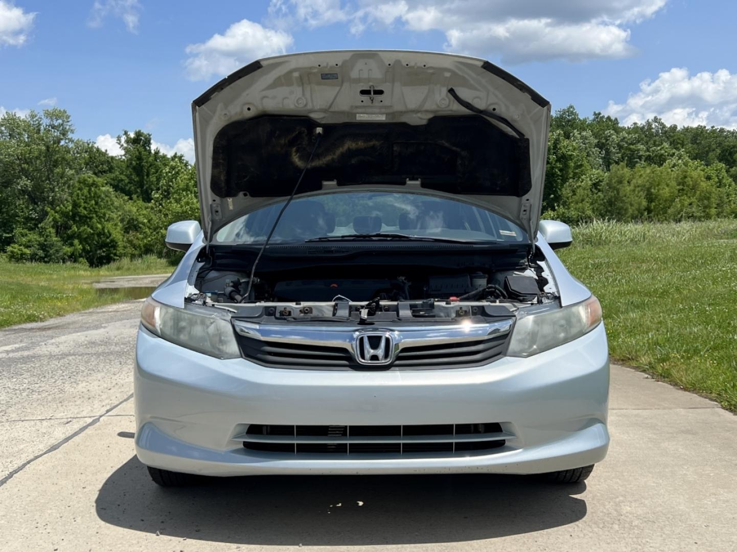 2012 BLUE /Gray Cloth Honda Civic LX Sedan 5-Speed AT (2HGFB2F52CH) with an 1.8L 4 Cyl. engine, Automatic transmission, located at 506 S. Kingshighway, Cape Girardeau, MO, 63703, (573) 235-5000, 37.294991, -89.553635 - 2012 Honda Civic LX 112xxx miles Front Wheel Drive 1.8L 4 Cyl. Automatic Cruise Power Windows/Locks/Mirrors We have financing available and we accept trades! Fill out a credit application on our website or come by today! If you have any questions, give us a call at (573) 235-5000 or visit ou - Photo#24