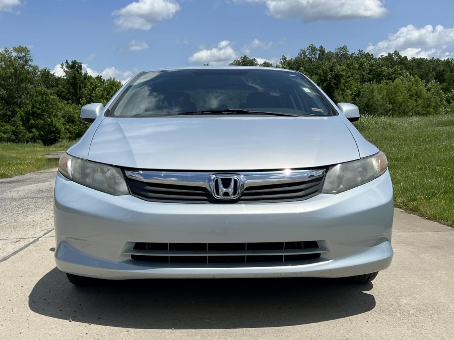 2012 BLUE /Gray Cloth Honda Civic LX Sedan 5-Speed AT (2HGFB2F52CH) with an 1.8L 4 Cyl. engine, Automatic transmission, located at 506 S. Kingshighway, Cape Girardeau, MO, 63703, (573) 235-5000, 37.294991, -89.553635 - 2012 Honda Civic LX 112xxx miles Front Wheel Drive 1.8L 4 Cyl. Automatic Cruise Power Windows/Locks/Mirrors We have financing available and we accept trades! Fill out a credit application on our website or come by today! If you have any questions, give us a call at (573) 235-5000 or visit ou - Photo#8