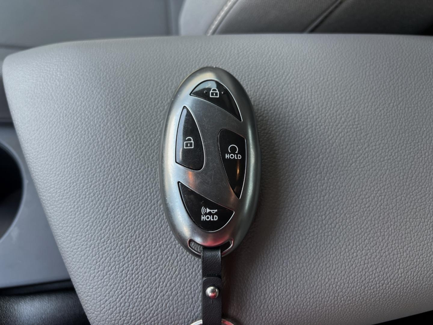 2024 WHITE /Gray Cloth Hyundai Elantra SEL (KMHLM4DG6RU) with an 2.0L 4 Cyl. engine, Automatic transmission, located at 2990 Old Orchard Rd., Jackson, MO, 63755, 37.354214, -89.612106 - 2024 Hyundai Elantra SEL 20xxx miles Front Wheel Drive 2.0L 4 Cyl. Automatic Navigation Backup Camera Bluetooth Remote Start Cruise Power Windows/Locks/Mirrors We have financing available and we accept trades! Fill out a credit application on our website or come by today! If you have any - Photo#4