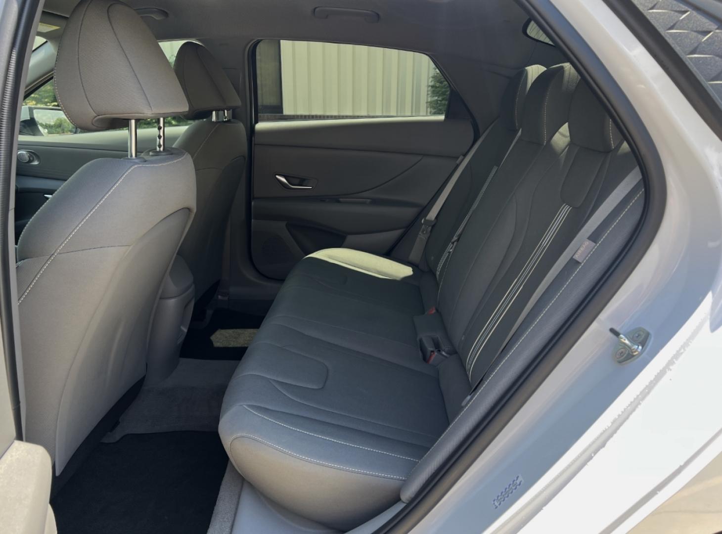 2024 WHITE /Gray Cloth Hyundai Elantra SEL (KMHLM4DG6RU) with an 2.0L 4 Cyl. engine, Automatic transmission, located at 2990 Old Orchard Rd., Jackson, MO, 63755, 37.354214, -89.612106 - 2024 Hyundai Elantra SEL 20xxx miles Front Wheel Drive 2.0L 4 Cyl. Automatic Navigation Backup Camera Bluetooth Remote Start Cruise Power Windows/Locks/Mirrors We have financing available and we accept trades! Fill out a credit application on our website or come by today! If you have any - Photo#16