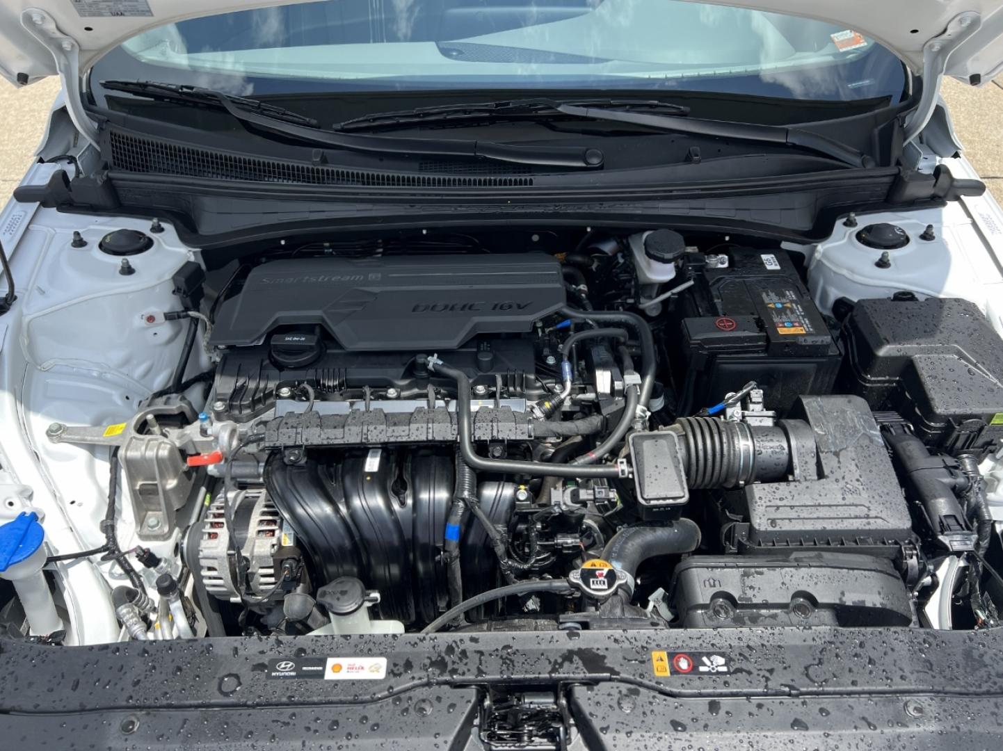2024 WHITE /Gray Cloth Hyundai Elantra SEL (KMHLM4DG6RU) with an 2.0L 4 Cyl. engine, Automatic transmission, located at 2990 Old Orchard Rd., Jackson, MO, 63755, 37.354214, -89.612106 - 2024 Hyundai Elantra SEL 20xxx miles Front Wheel Drive 2.0L 4 Cyl. Automatic Navigation Backup Camera Bluetooth Remote Start Cruise Power Windows/Locks/Mirrors We have financing available and we accept trades! Fill out a credit application on our website or come by today! If you have any - Photo#33