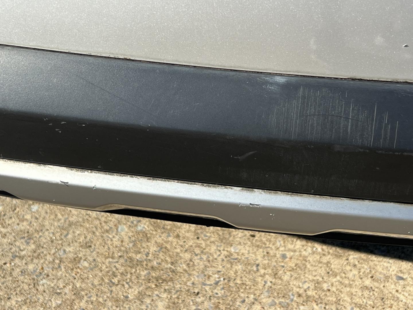 2016 SILVER /Black Leather Kia Sorento EX 2WD (5XYPH4A1XGG) with an 2.4L 4 Cyl. engine, Automatic transmission, located at 506 S. Kingshighway, Cape Girardeau, MO, 63703, (573) 235-5000, 37.294991, -89.553635 - 2016 Kia Sorento EX 1-Owner 92xxx miles Front Wheel Drive 2.0L 4 Cyl. Automatic Leather Power/Heated Seats Backup Camera Bluetooth Cruise Power Windows/Locks/Mirrors We have financing available and we accept trades! Fill out a credit application on our website or come by today! If you h - Photo#42