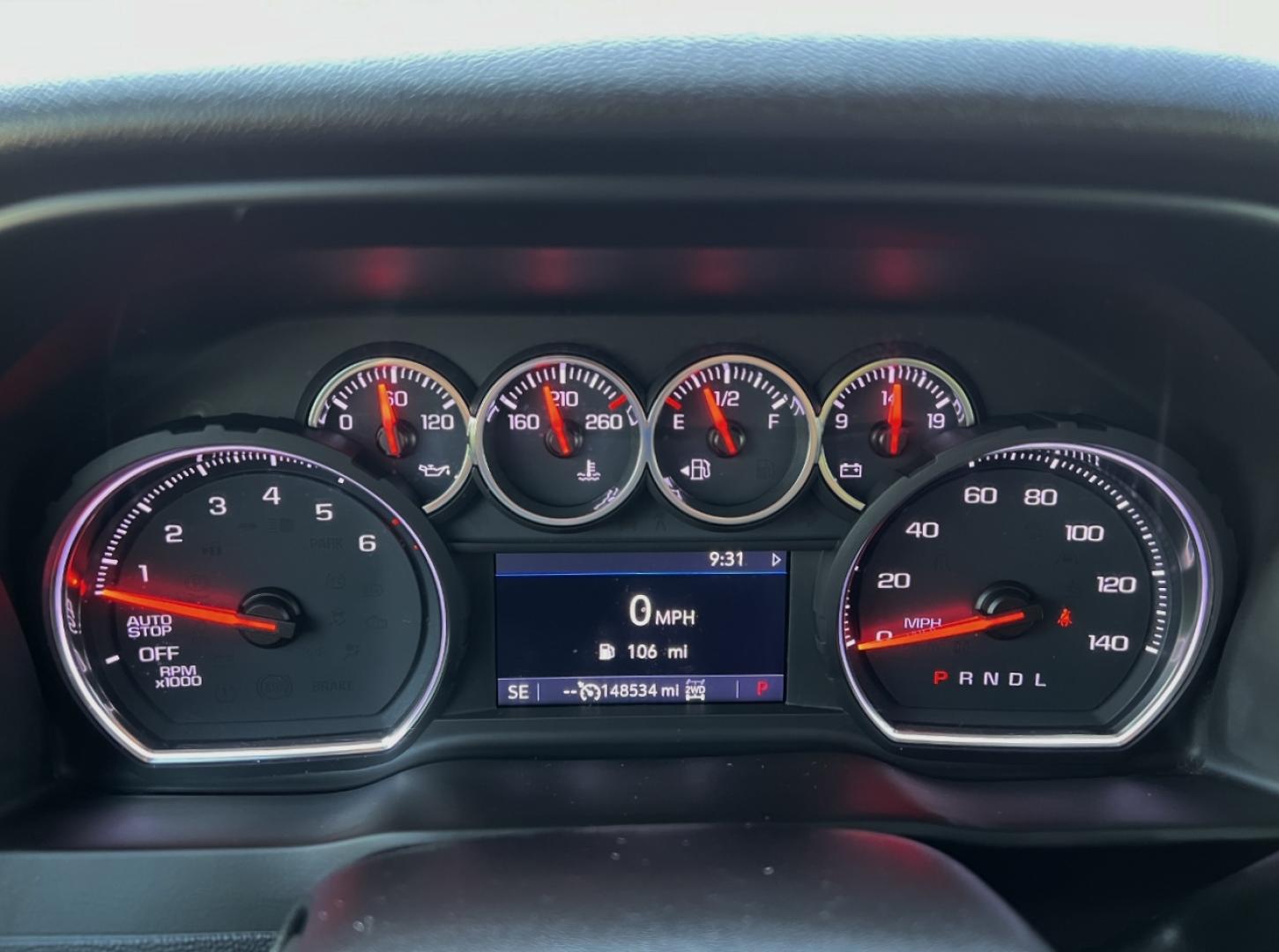 2019 WHITE /Black Cloth Chevrolet Silverado 1500 LT Trail Boss Crew Cab Long Box 4WD (1GCPYFED8KZ) with an 5.3L V8 engine, Automatic transmission, located at 2990 Old Orchard Rd., Jackson, MO, 63755, 37.354214, -89.612106 - 2019 Chevrolet Silverado 1500 LT Trail Boss 148xxx miles 4x4 5.3L V8 Automatic Backup Camera Power Driver Seat Heated Seats Bluetooth Remote Start Cruise Power Windows/Locks/Mirrors We have financing available and we accept trades! Fill out a credit application on our website or come by - Photo#1