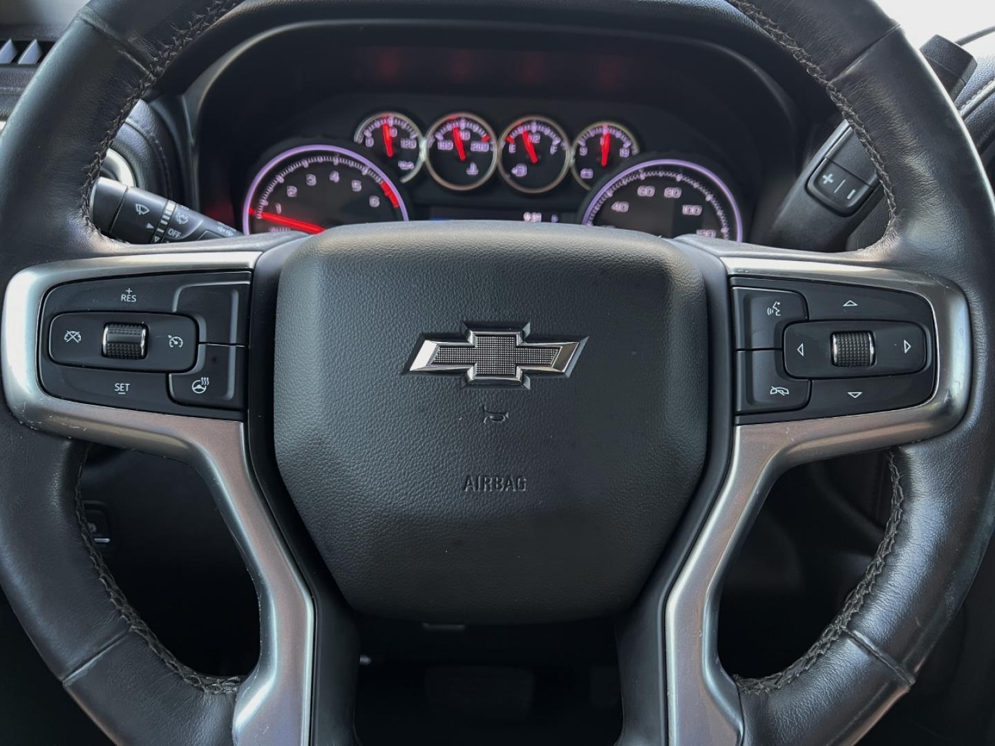 2019 WHITE /Black Cloth Chevrolet Silverado 1500 LT Trail Boss Crew Cab Long Box 4WD (1GCPYFED8KZ) with an 5.3L V8 engine, Automatic transmission, located at 2990 Old Orchard Rd., Jackson, MO, 63755, 37.354214, -89.612106 - 2019 Chevrolet Silverado 1500 LT Trail Boss 148xxx miles 4x4 5.3L V8 Automatic Backup Camera Power Driver Seat Heated Seats Bluetooth Remote Start Cruise Power Windows/Locks/Mirrors We have financing available and we accept trades! Fill out a credit application on our website or come by - Photo#23