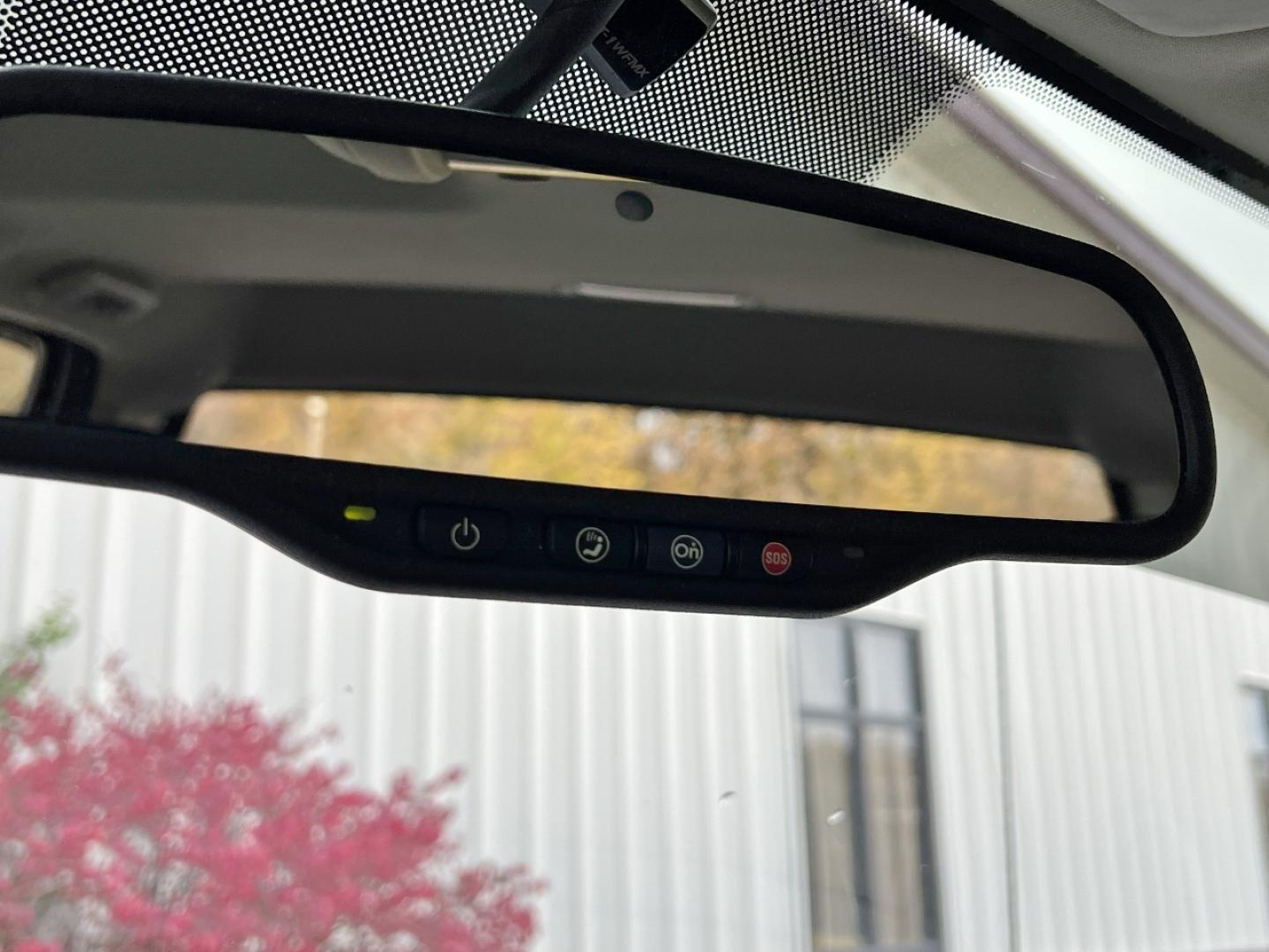 2014 WHITE /Black Cloth Chevrolet Silverado 3500HD LT Crew Cab 4WD (1GC4K0C86EF) with an 6.6L V8 DIESEL engine, Automatic transmission, located at 2990 Old Orchard Rd., Jackson, MO, 63755, 37.354214, -89.612106 - 2014 Chevrolet Silverado 3500HD LT 217xxx miles 4x4 6.6L V8 Diesel Automatic Backup Camera Power Driver Seat Bluetooth Remote Start Cruise Power Windows/Locks/Mirrors We have financing available and we accept trades! Fill out a credit application on our website or come by today! If you h - Photo#28