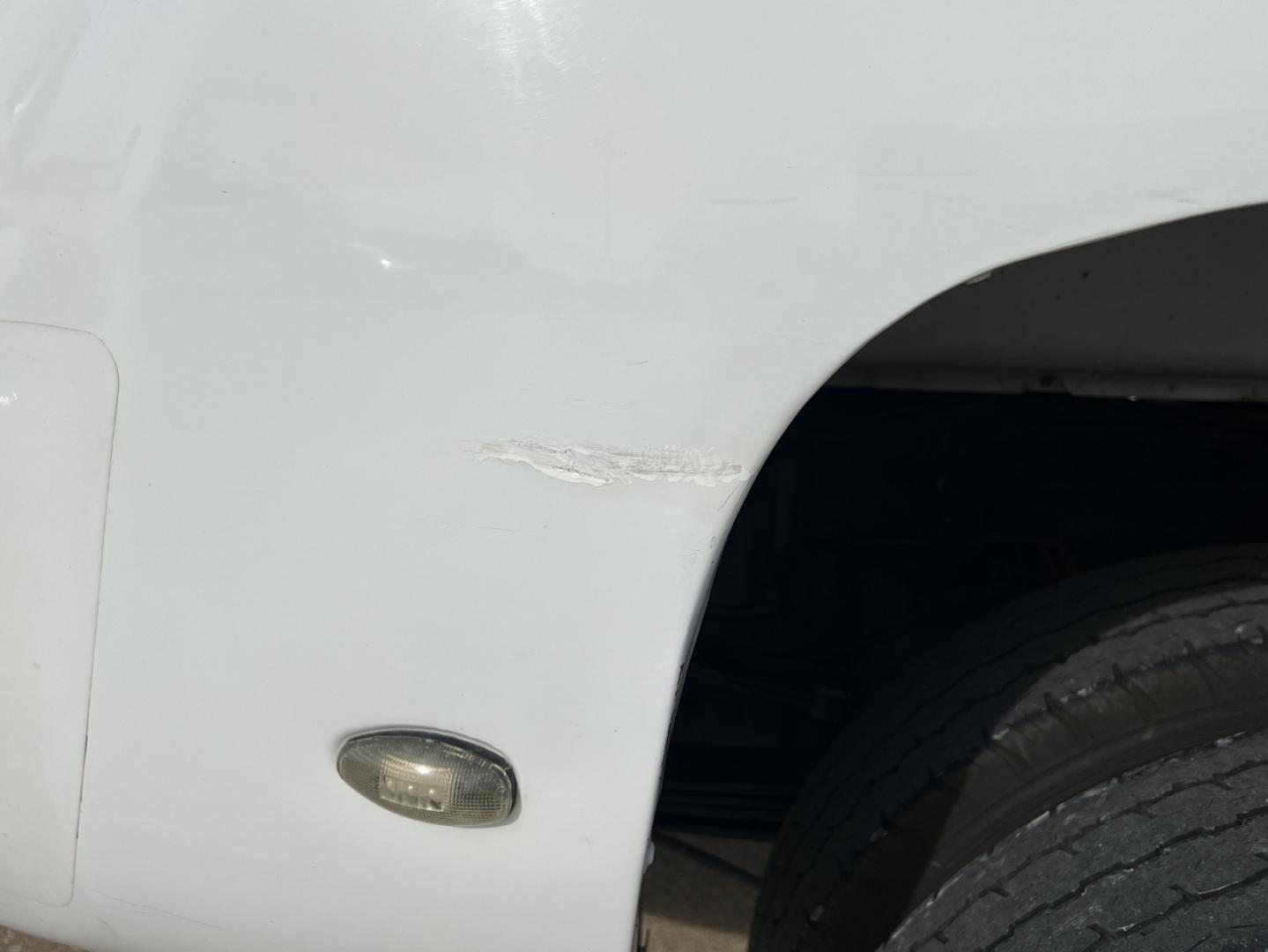 2014 WHITE /Black Cloth Chevrolet Silverado 3500HD LT Crew Cab 4WD (1GC4K0C86EF) with an 6.6L V8 DIESEL engine, Automatic transmission, located at 2990 Old Orchard Rd., Jackson, MO, 63755, 37.354214, -89.612106 - 2014 Chevrolet Silverado 3500HD LT 217xxx miles 4x4 6.6L V8 Diesel Automatic Backup Camera Power Driver Seat Bluetooth Remote Start Cruise Power Windows/Locks/Mirrors We have financing available and we accept trades! Fill out a credit application on our website or come by today! If you h - Photo#40