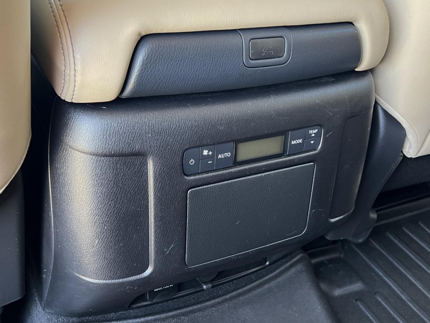 2021 BLACK /Tan Leather Nissan Armada SL AWD (JN8AY2BB5M9) with an 5.6L V8 engine, Automatic transmission, located at 2990 Old Orchard Rd., Jackson, MO, 63755, 37.354214, -89.612106 - 2021 Nissan Armada SL 105xxx miles 4 Wheel Drive 5.6L V8 Automatic Leather 3rd Row Navigation Power/Heated Seats Backup Camera Sunroof Bluetooth Remote Start Cruise Power Windows/Locks/Mirrors We have financing available and we accept trades! Fill out a credit application on our websi - Photo#39