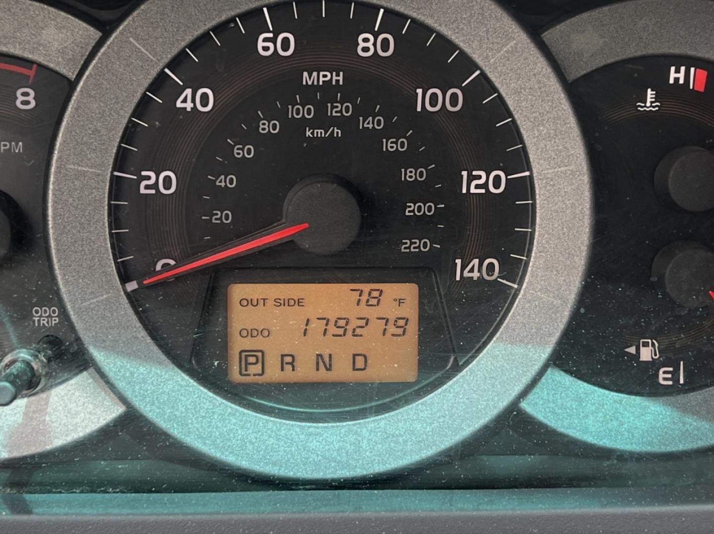 2008 SILVER /Gray Cloth Toyota RAV4 Limited I4 4WD (JTMBD31V386) with an 2.4L 4 Cyl. engine, Automatic transmission, located at 506 S. Kingshighway, Cape Girardeau, MO, 63703, (573) 235-5000, 37.294991, -89.553635 - 2008 Toyota RAV4 Limited 179xxx miles All Wheel Drive 2.4L 4 Cyl. Automatic Navigation Power Driver Seat Bluetooth Cruise Power Windows/Locks/Mirrors We have financing available and we accept trades! Fill out a credit application on our website or come by today! If you have any questions, - Photo#20