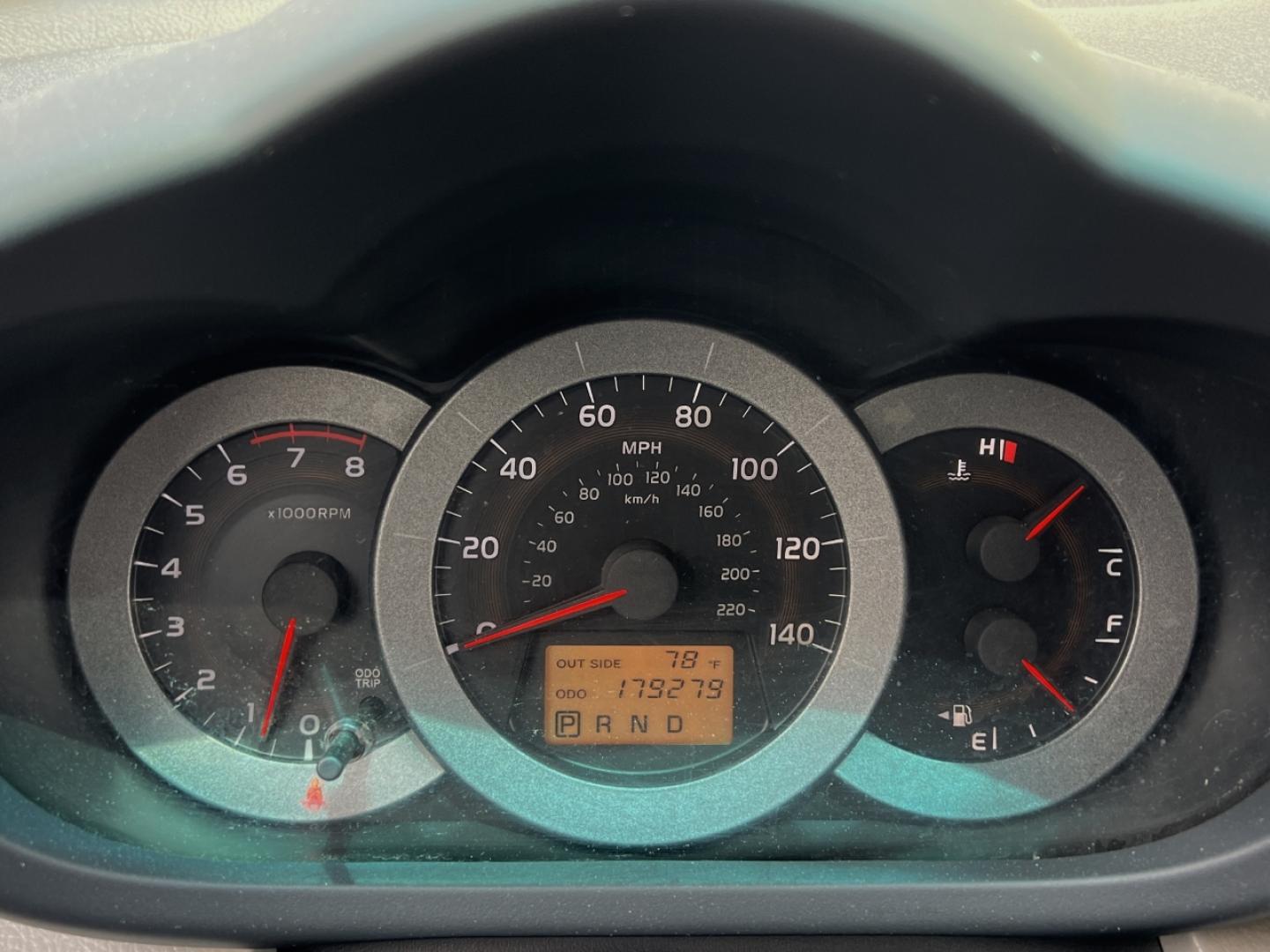 2008 SILVER /Gray Cloth Toyota RAV4 Limited I4 4WD (JTMBD31V386) with an 2.4L 4 Cyl. engine, Automatic transmission, located at 506 S. Kingshighway, Cape Girardeau, MO, 63703, (573) 235-5000, 37.294991, -89.553635 - 2008 Toyota RAV4 Limited 179xxx miles All Wheel Drive 2.4L 4 Cyl. Automatic Navigation Power Driver Seat Bluetooth Cruise Power Windows/Locks/Mirrors We have financing available and we accept trades! Fill out a credit application on our website or come by today! If you have any questions, - Photo#1