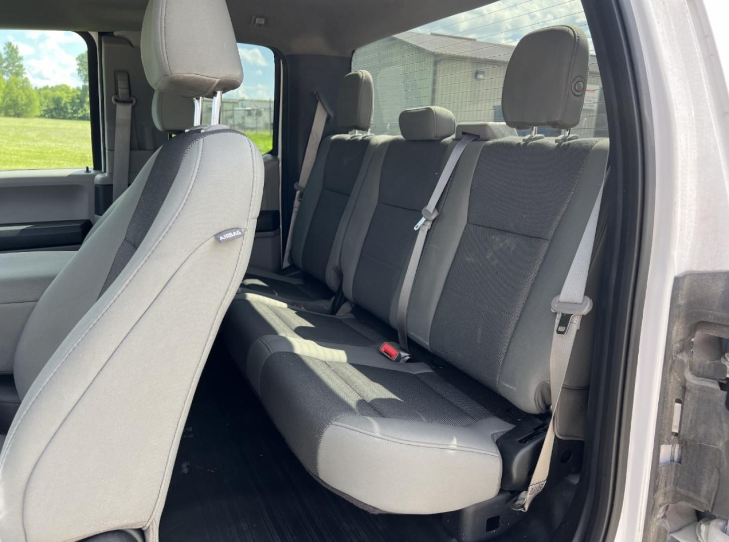 2018 WHITE /Gray Cloth Ford F-150 XL SuperCab 6.5-ft. Bed 2WD (1FTEX1EB7JK) with an 3.3L V6 engine, Automatic transmission, located at 506 S. Kingshighway, Cape Girardeau, MO, 63703, (573) 235-5000, 37.294991, -89.553635 - 2018 Ford F-150 XL 165xxx miles 4x4 3.3L V6 Automatic Backup Camera Bluetooth Cruise Power Windows/Locks/Mirrors We have financing available and we accept trades! Fill out a credit application on our website or come by today! If you have any questions, give us a call at (573) 235-5000 or v - Photo#15