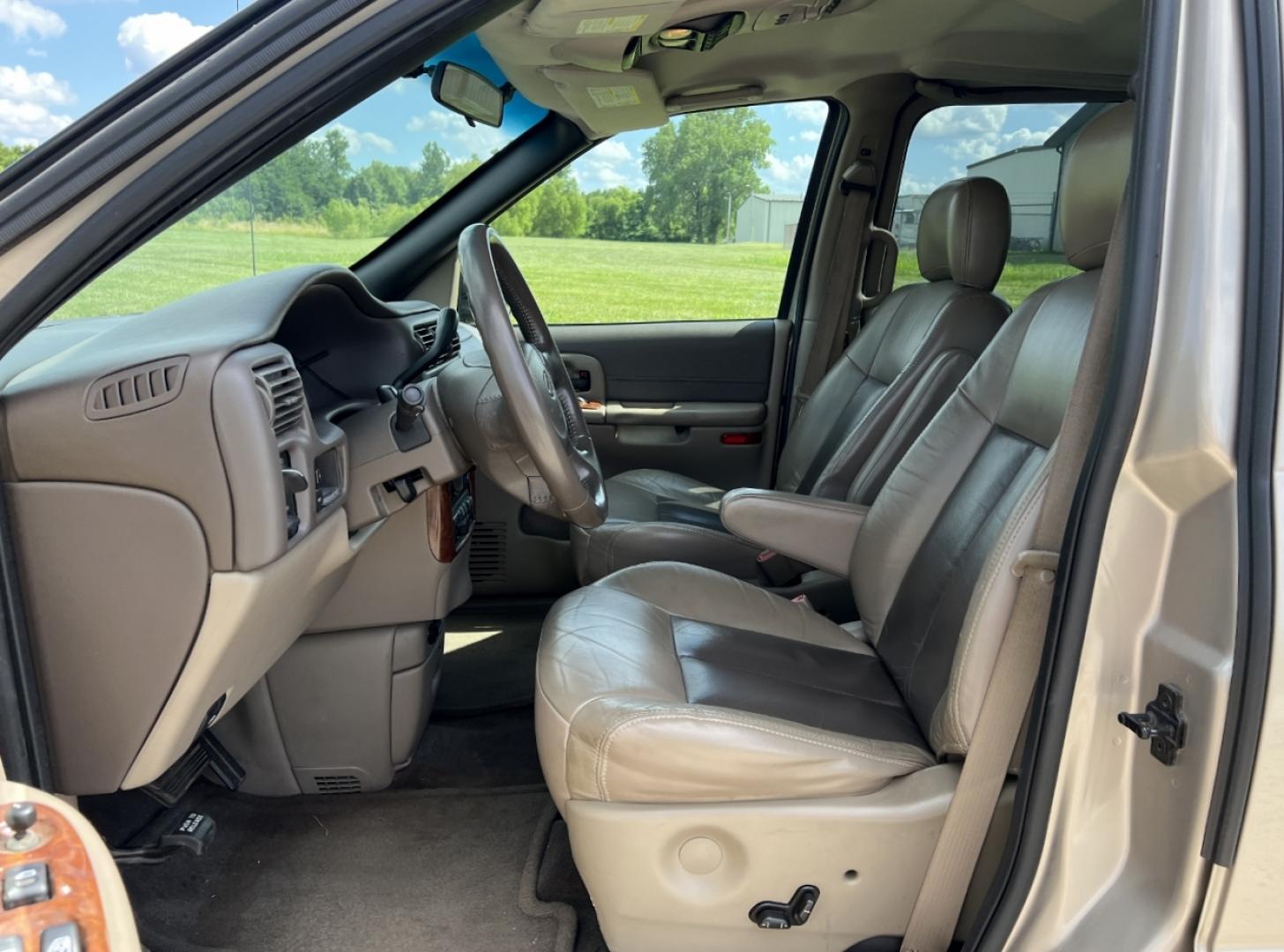 2002 GOLD /Tan Leather Oldsmobile Silhouette GL (1GHDX03E42D) with an 3.4L V6 engine, Automatic transmission, located at 506 S. Kingshighway, Cape Girardeau, MO, 63703, (573) 235-5000, 37.294991, -89.553635 - 2002 Oldsmobile Silhouette GL 139xxx miles Front Wheel Drive 3.4L V6 Automatic Leather 3rd Row Power/Heated Seats Cruise Power Windows/Locks/Mirrors We have financing available and we accept trades! Fill out a credit application on our website or come by today! If you have any questions, - Photo#12